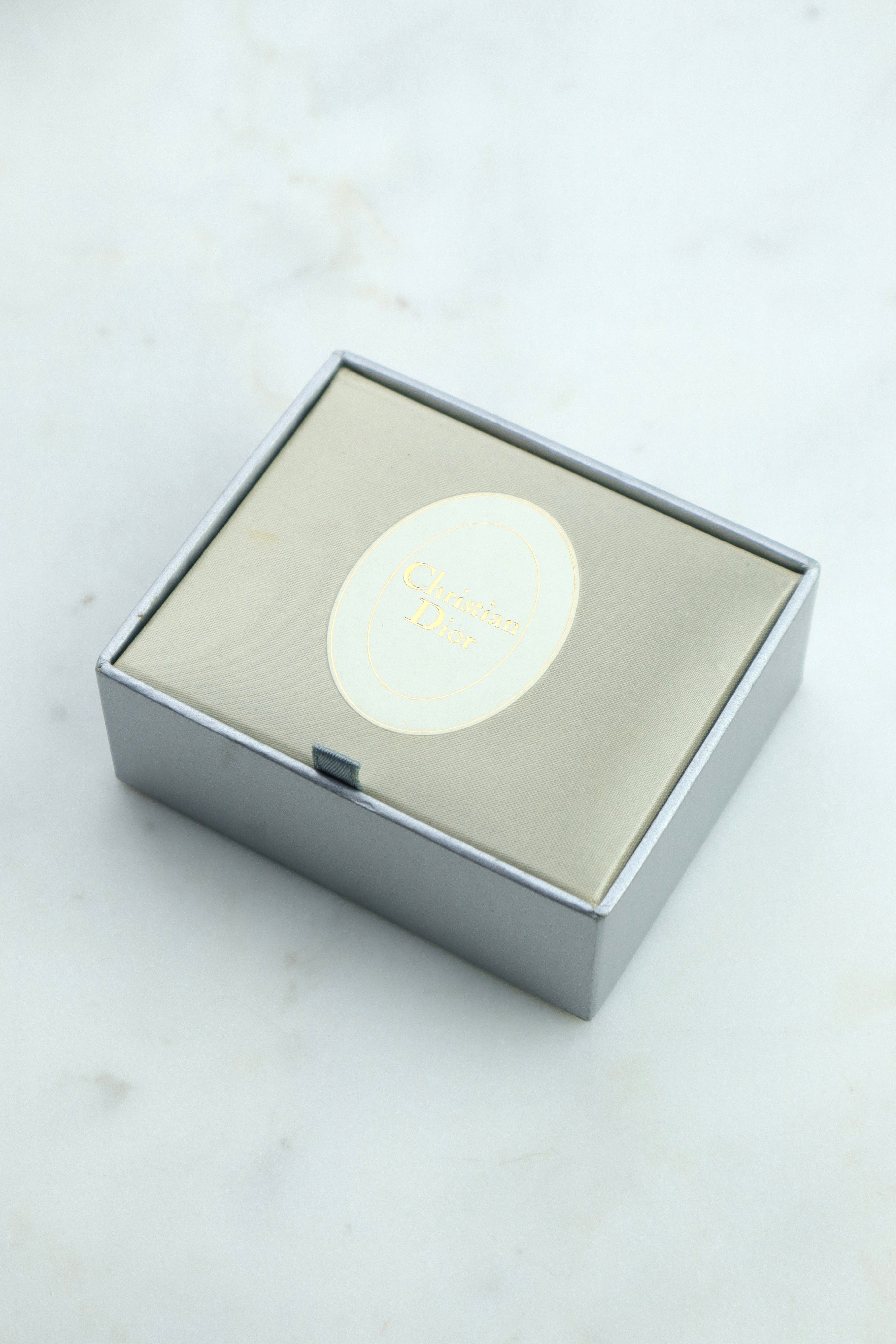 Christian Dior - owalne klipsy rope z perłą