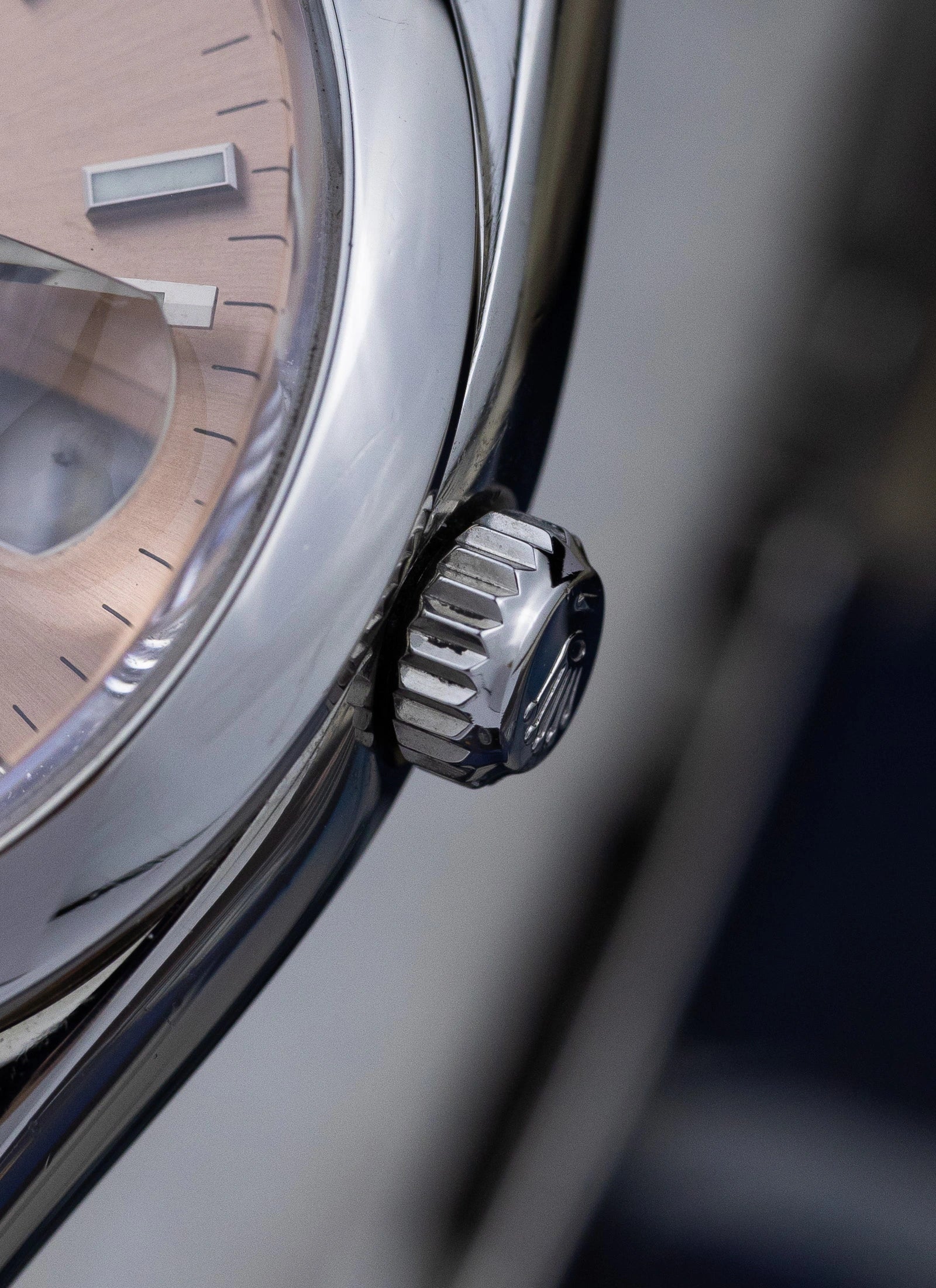 2007 Rolex Oyster Perpetual Date Salmon Dial 115200 Box