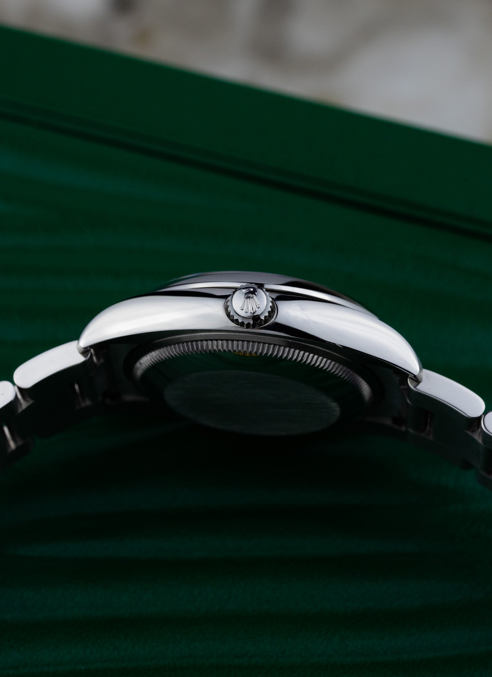 2008 Rolex Oyster Perpetual 114200 Box