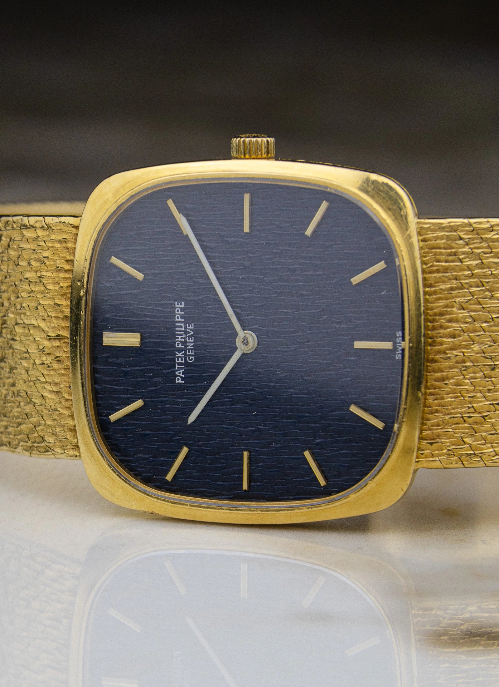 1974 Patek Philippe Golden Ellipse 3566 Bark