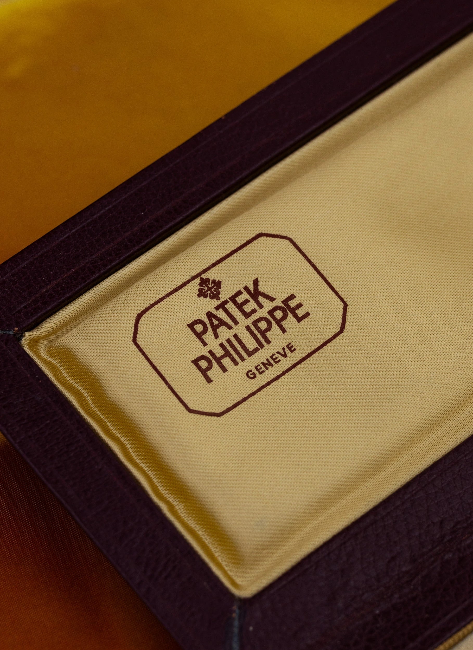 1970s 18K Patek Philippe Calatrava 3590 Clous de Paris Sigma Roman Dial