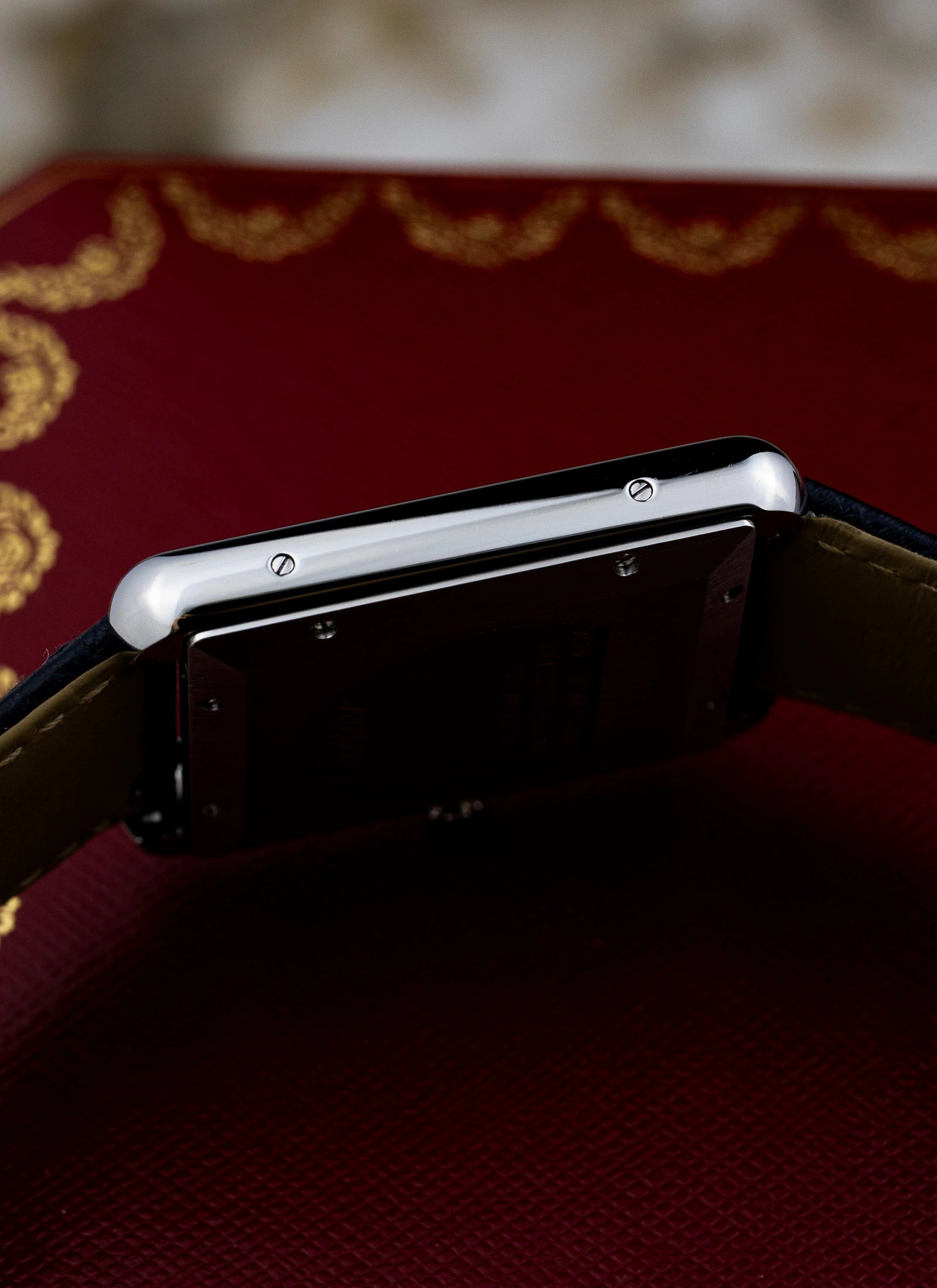 2021 Cartier Tank Must XL WSTA0040