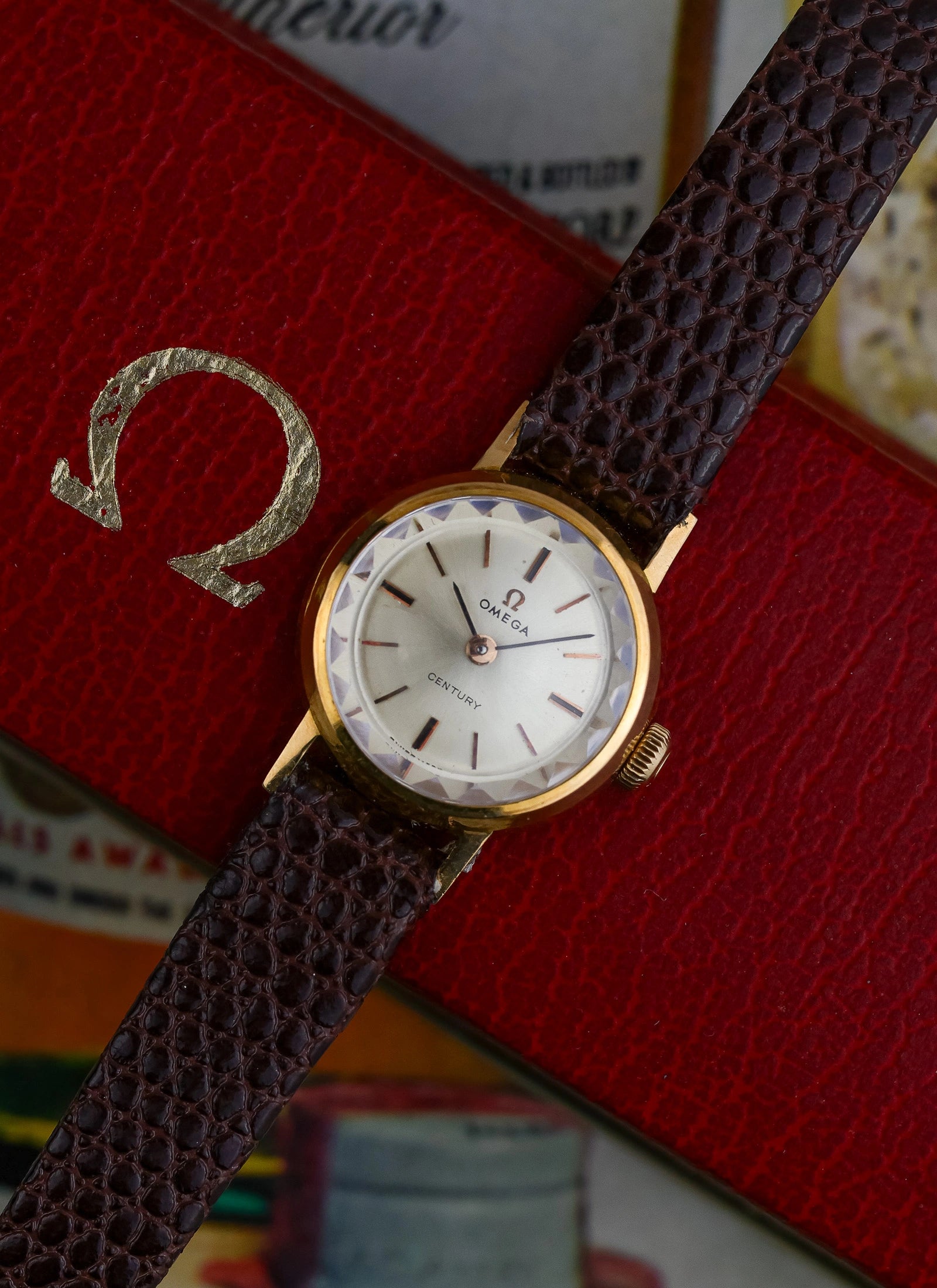 1964 18K Lady Omega Century Cocktail Watch 511.122 cal. 620 Box