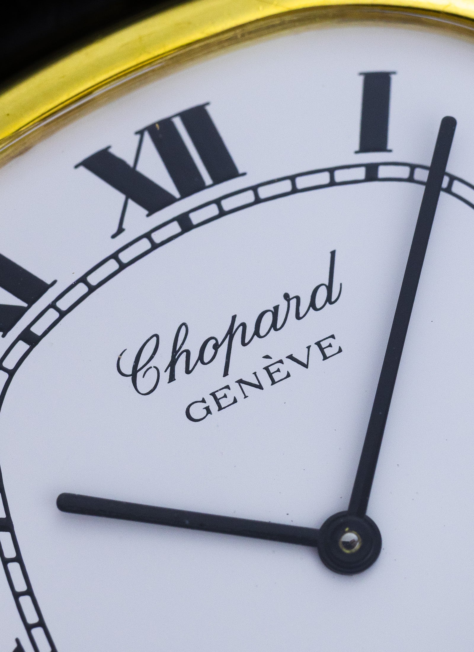 1980s 18K Chopard Ellipse Roman Dial 162152-0001 Service Card