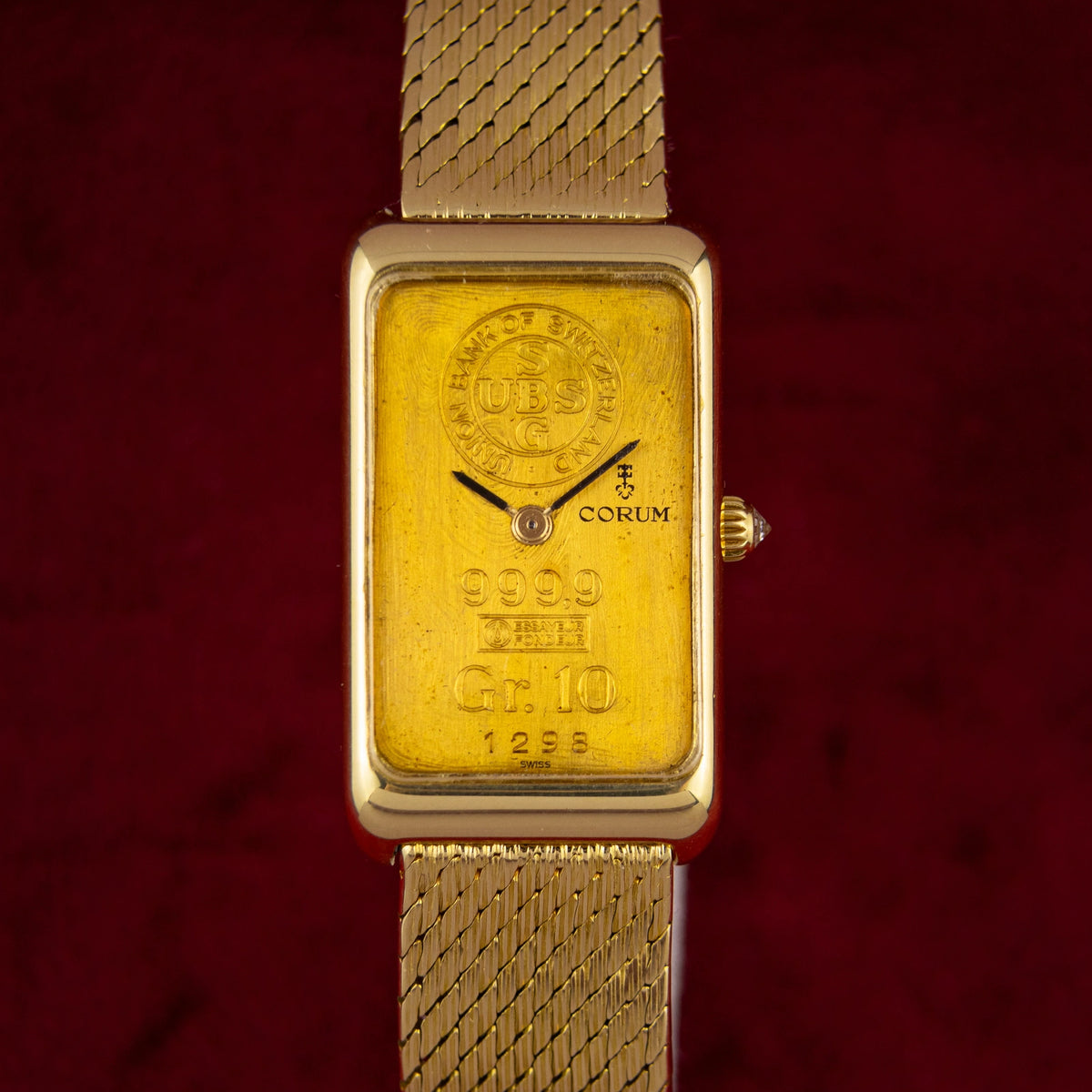 Corum 18k gold watch clearance