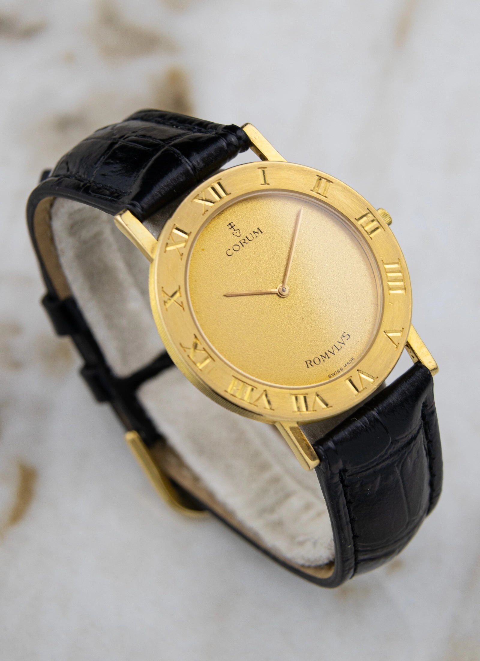 1990s 18K Corum Romulus / Romvlvs 50.501.56