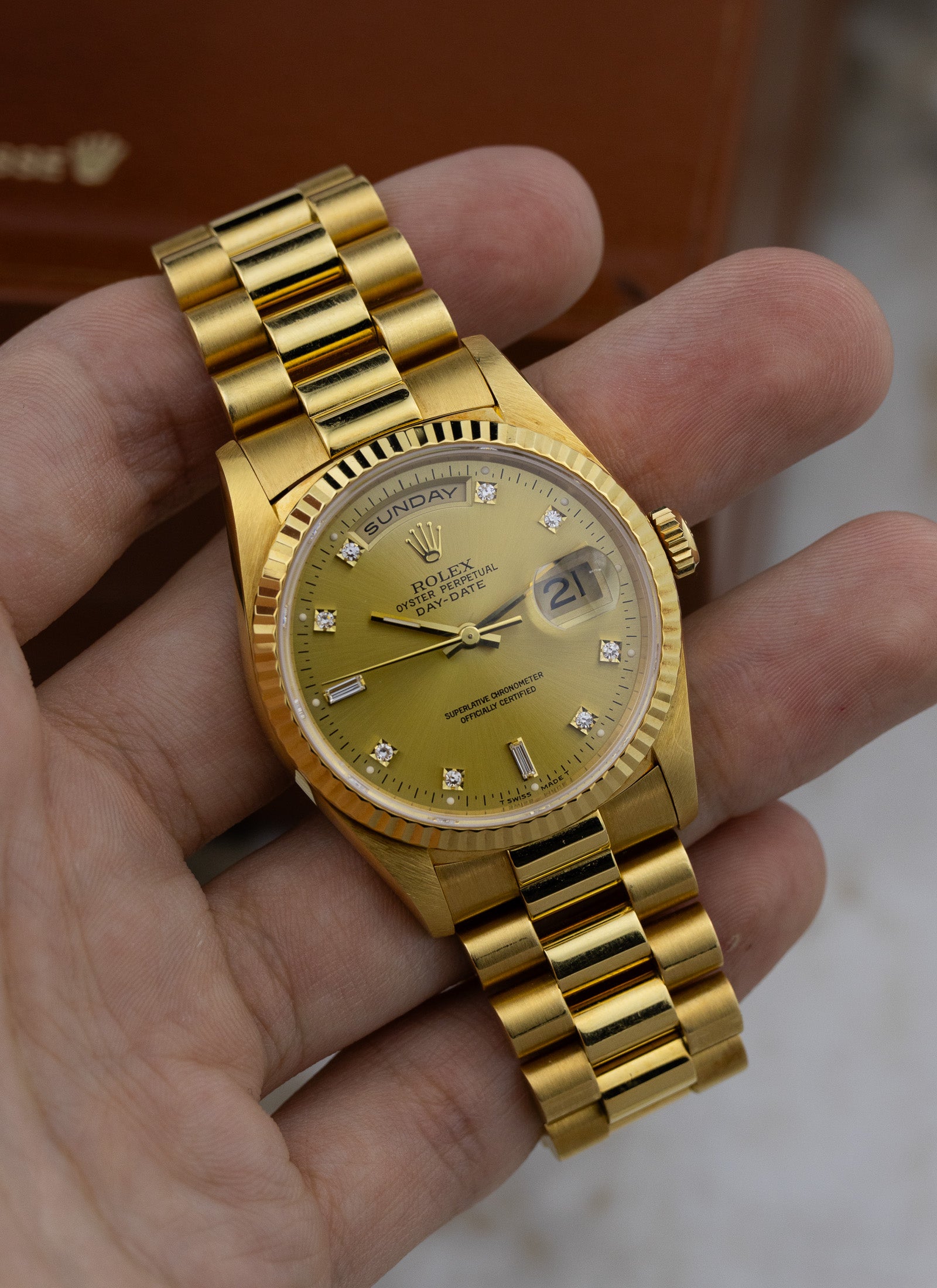 1995 18K Rolex Day-Date President Champagne Diamonds Dial 18238 RSC Service Card