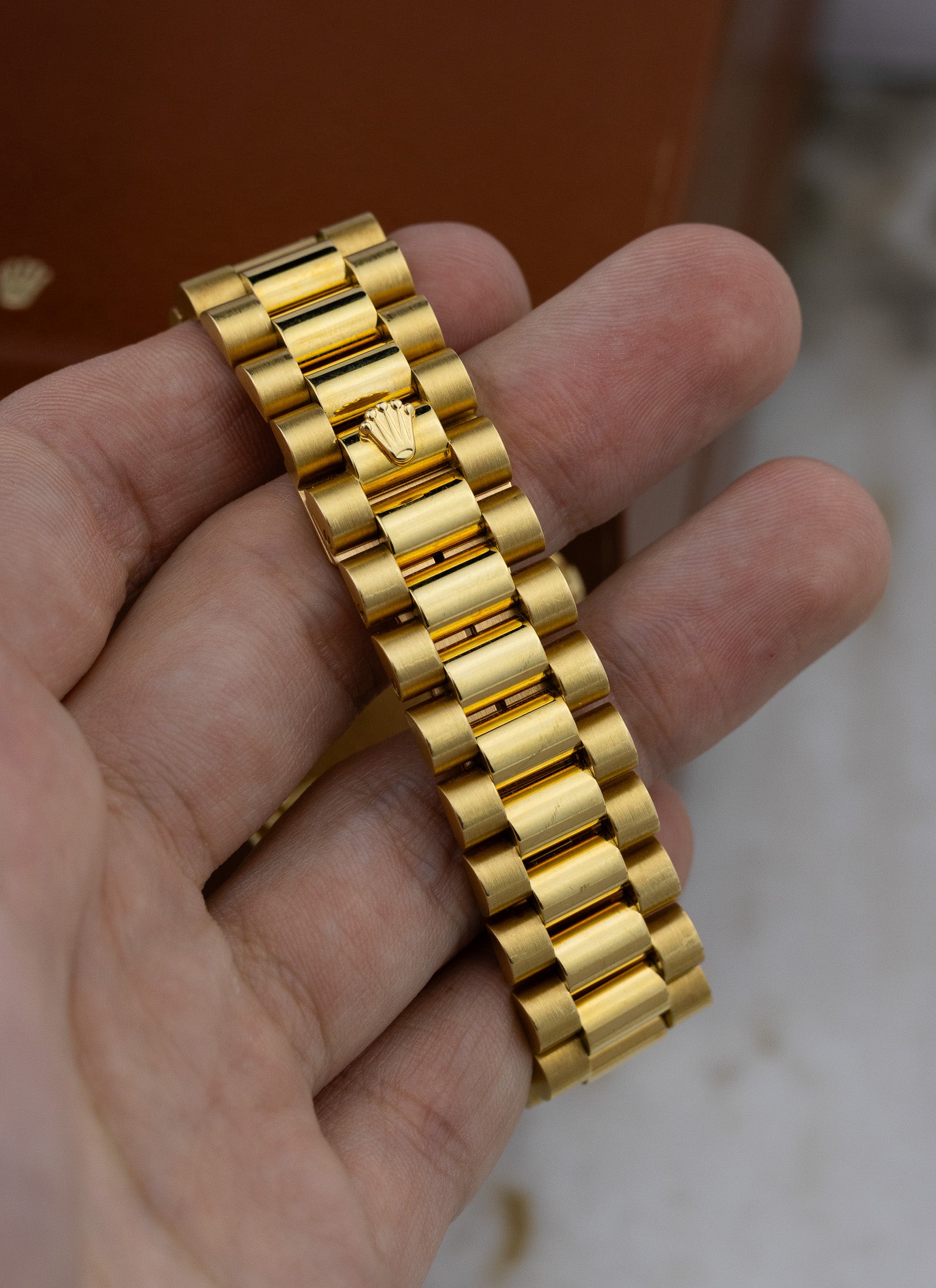 1995 18K Rolex Day-Date President Champagne Diamonds Dial 18238 RSC Service Card