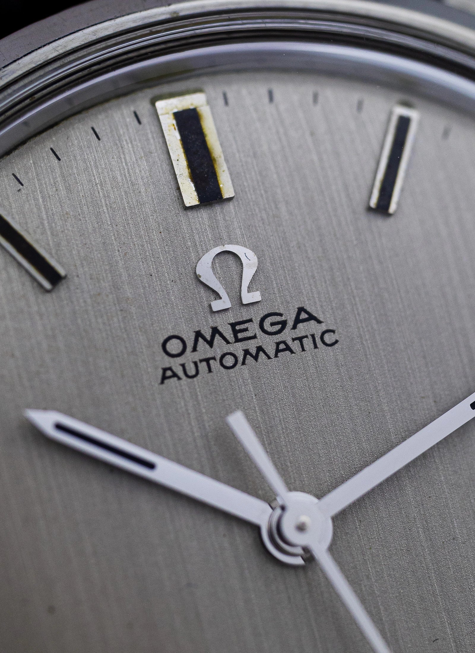 1960s Omega De Ville Automatic Date 166.033 cal. 565 Serviced