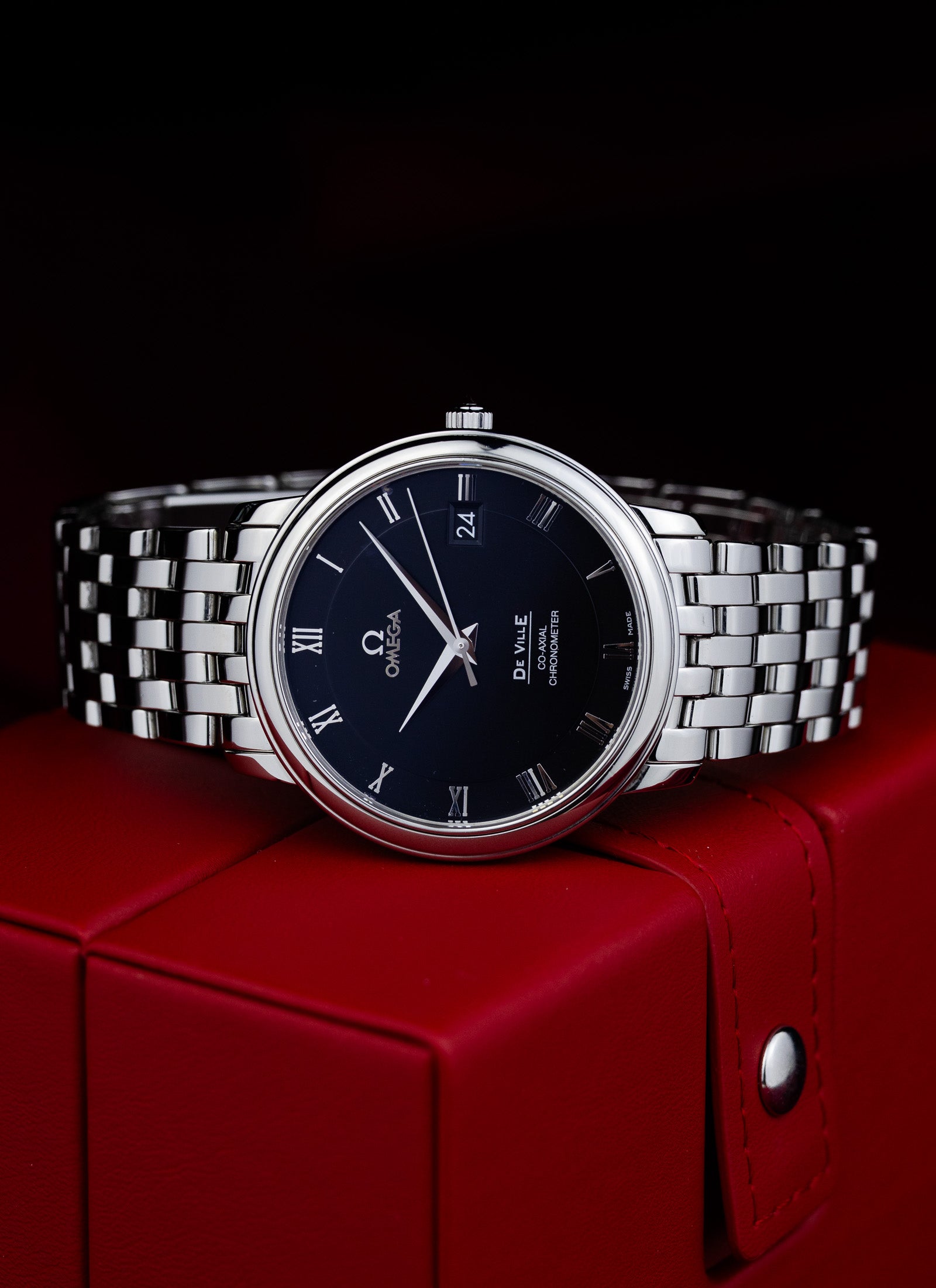 2010s Omega De Ville Prestige 4574.50.00 cal. 2500 Serviced & Travel Box