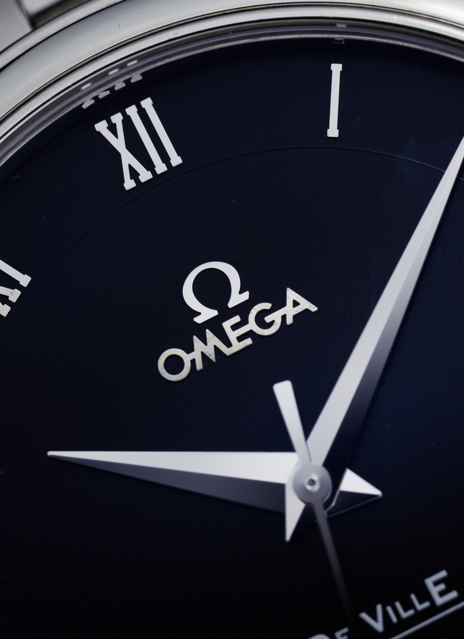 2010s Omega De Ville Prestige 4574.50.00 cal. 2500 Serviced & Travel Box