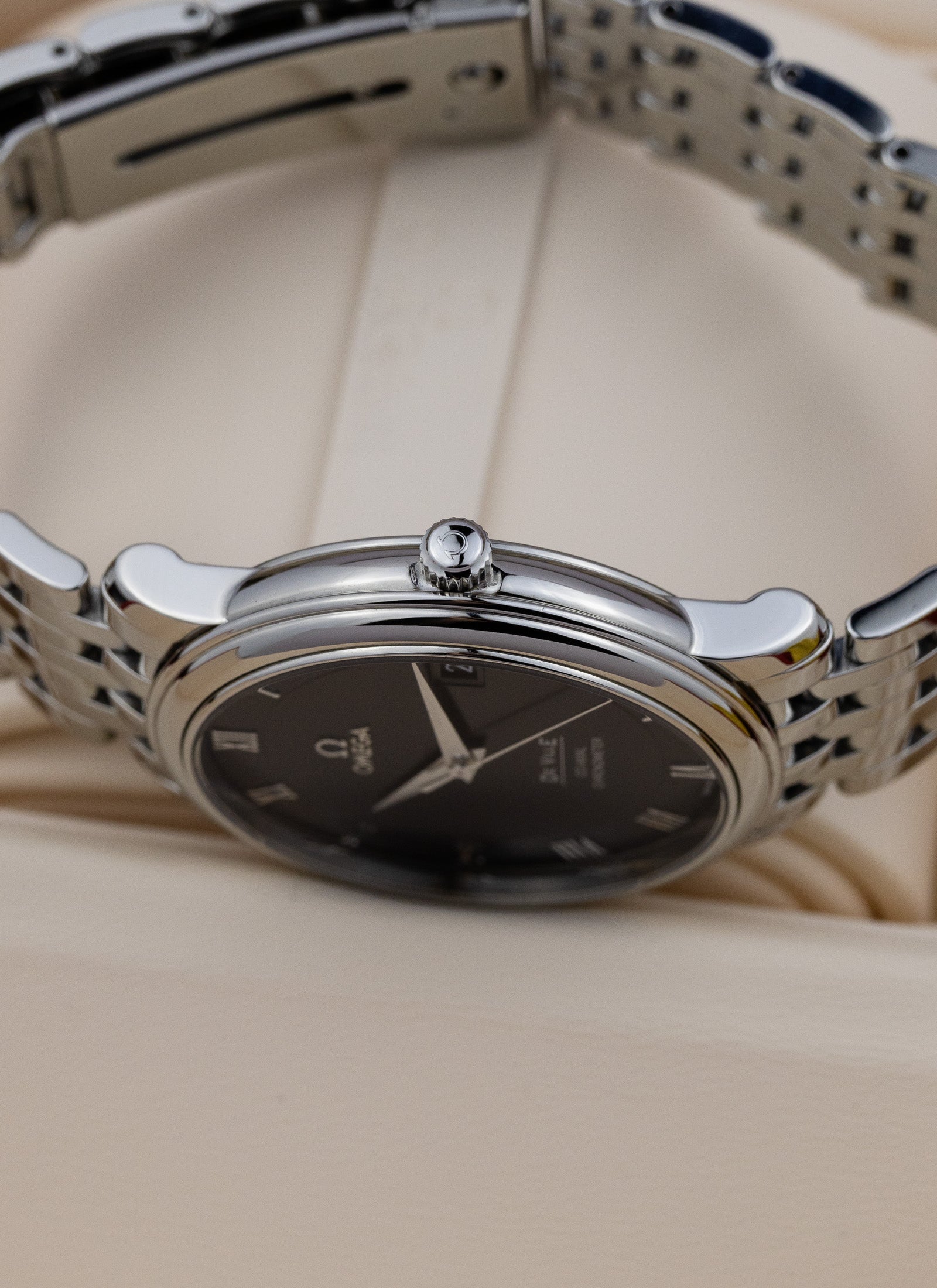 2010s Omega De Ville Prestige 4574.50.00 cal. 2500 Serviced & Travel Box