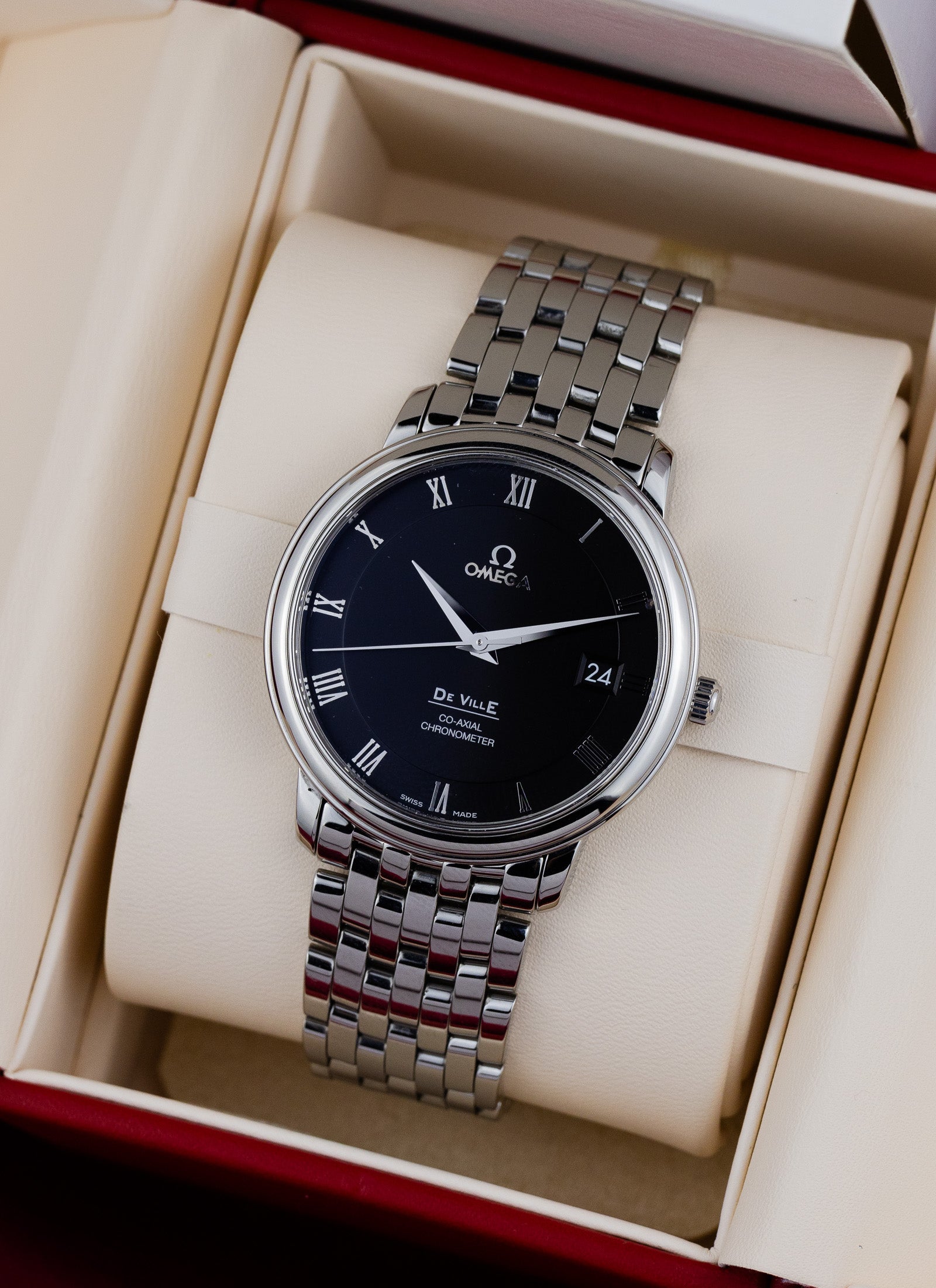 2010s Omega De Ville Prestige 4574.50.00 cal. 2500 Serviced & Travel Box