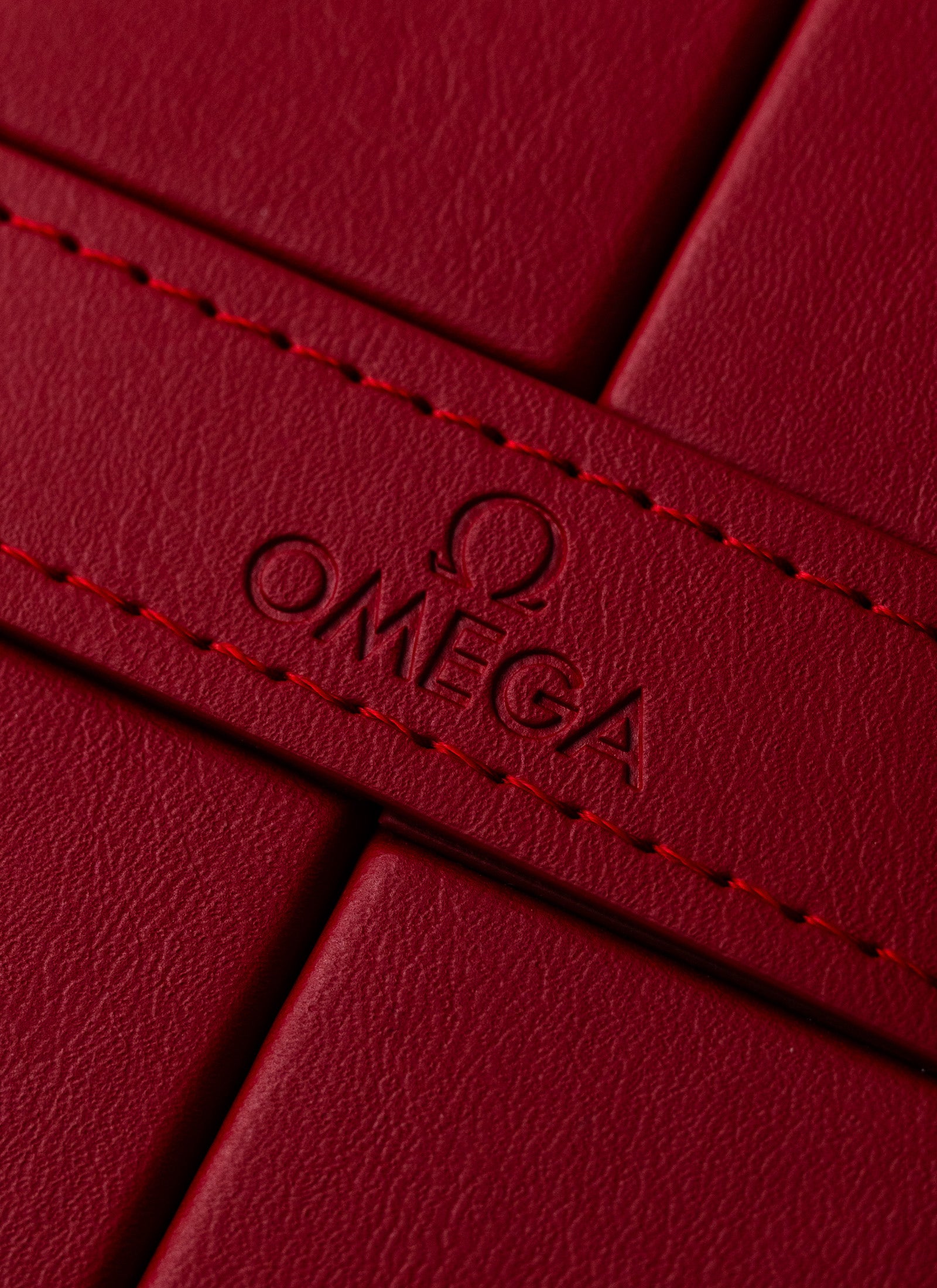 2010s Omega De Ville Prestige 4574.50.00 cal. 2500 Serviced & Travel Box