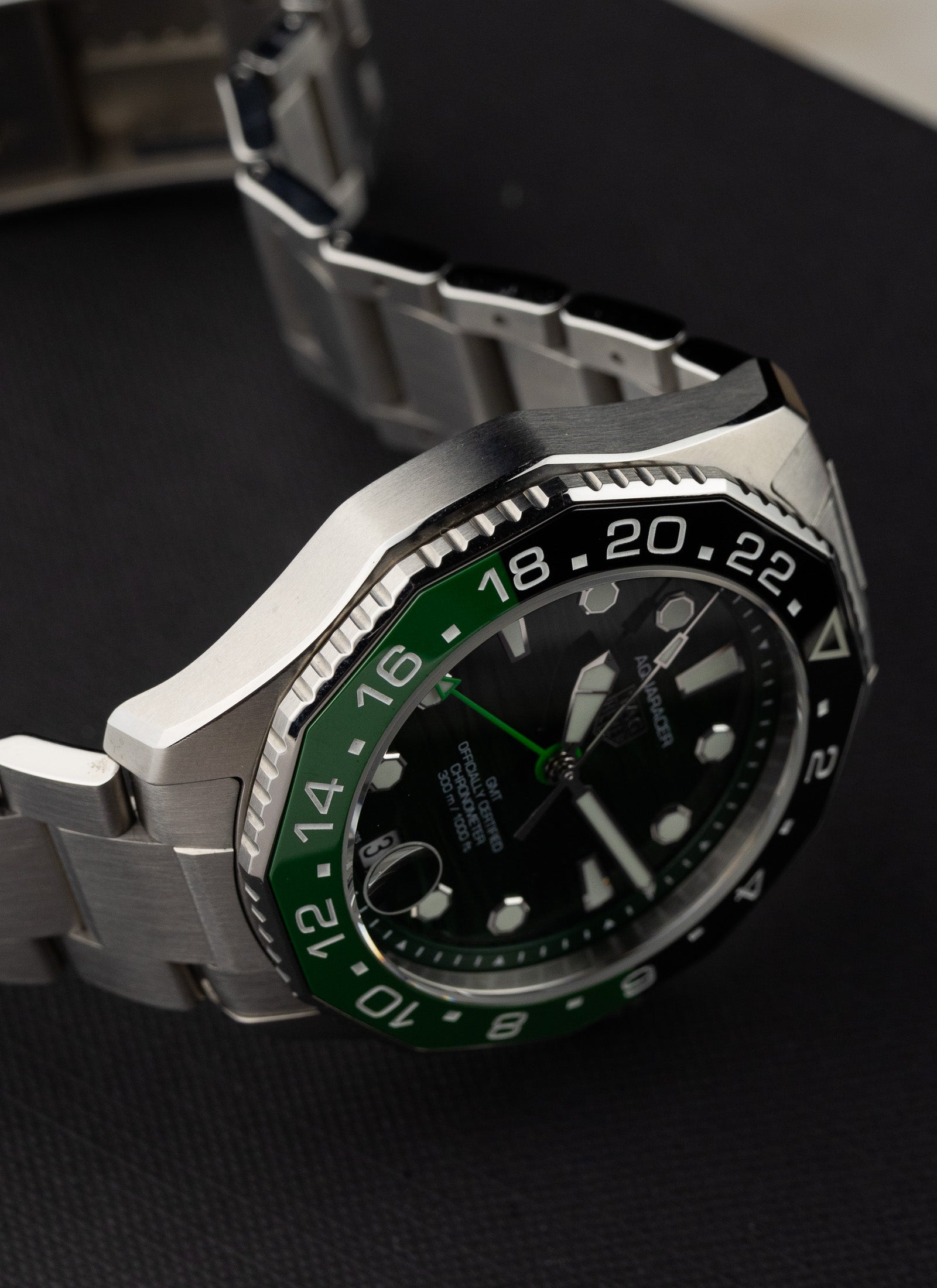 2026 TAG Heuer Aquaracer Professional 300 GMT WBP5115.BA0013 Full Set