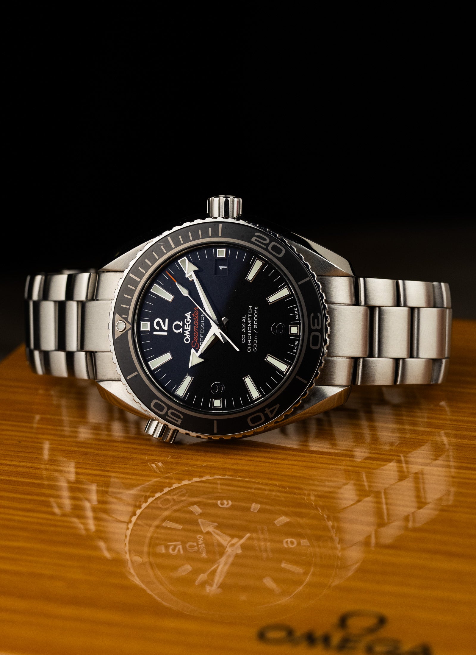 2017 Omega Seamaster Planet Ocean 600M 232.30.42.21.01.001 Full Set