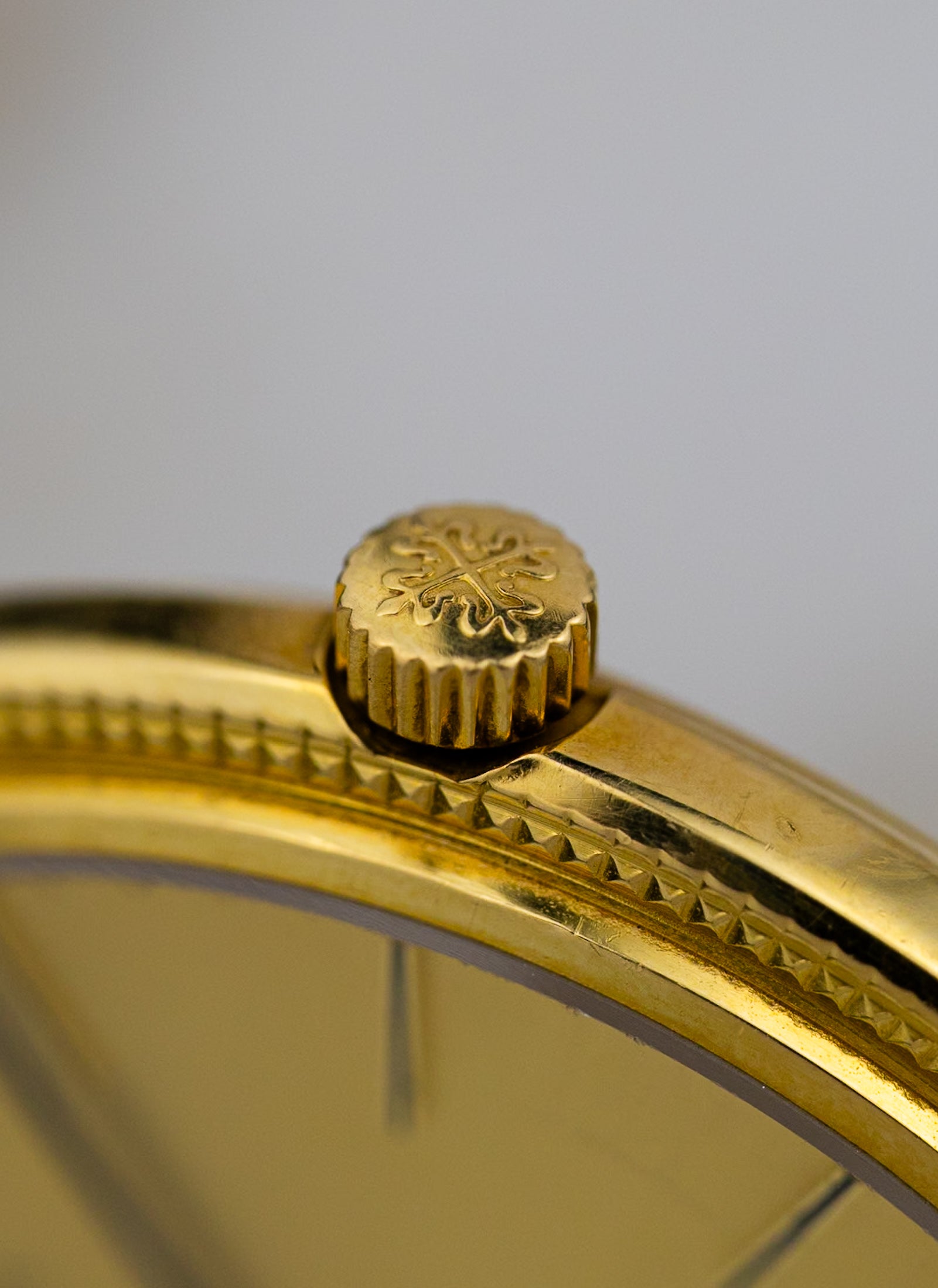 1984 18K Patek Philippe Calatrava 3744 cal. E26