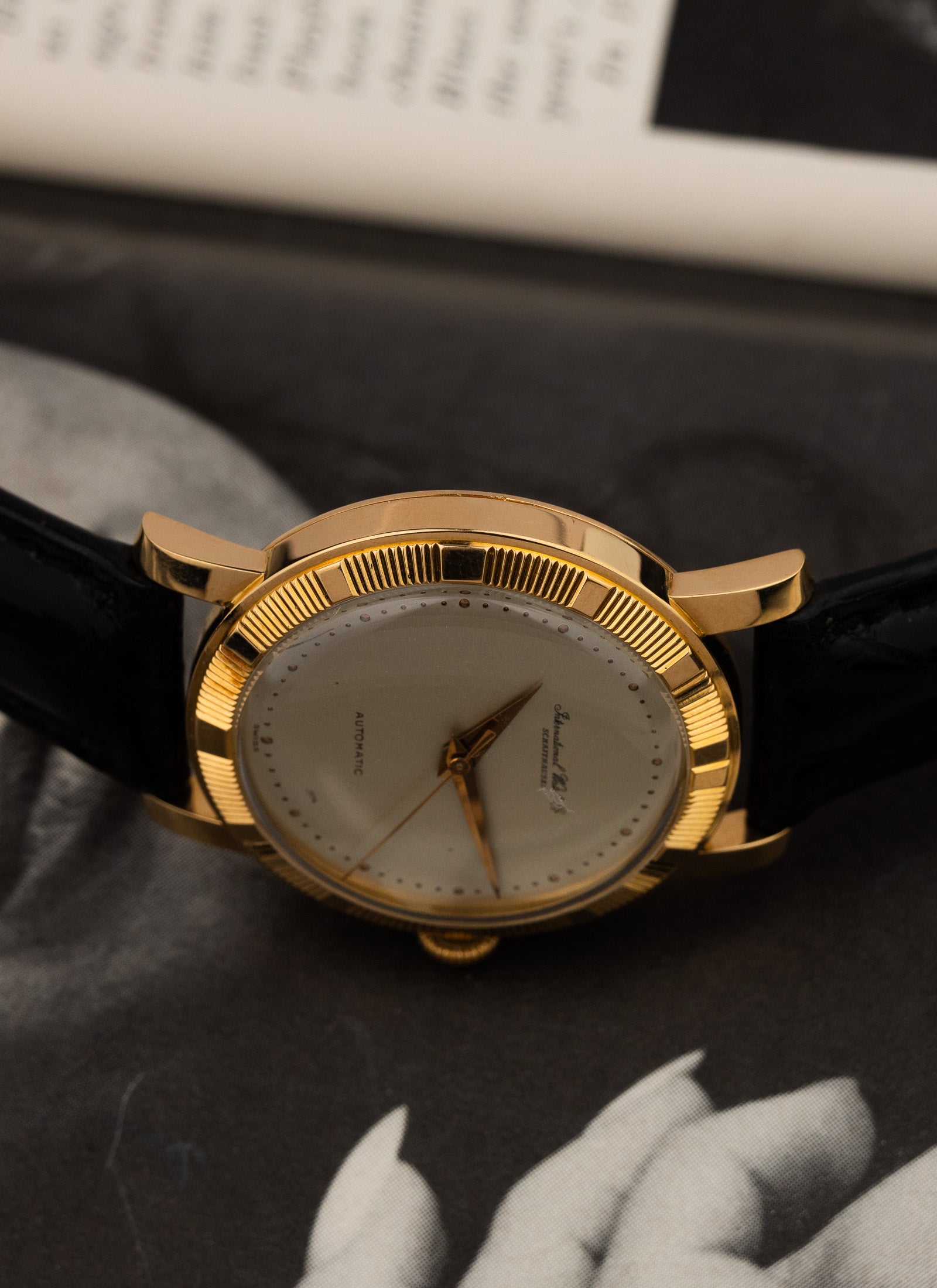 1960s 18K IWC Schaffhausen Engine Turned Bezel cal. 852