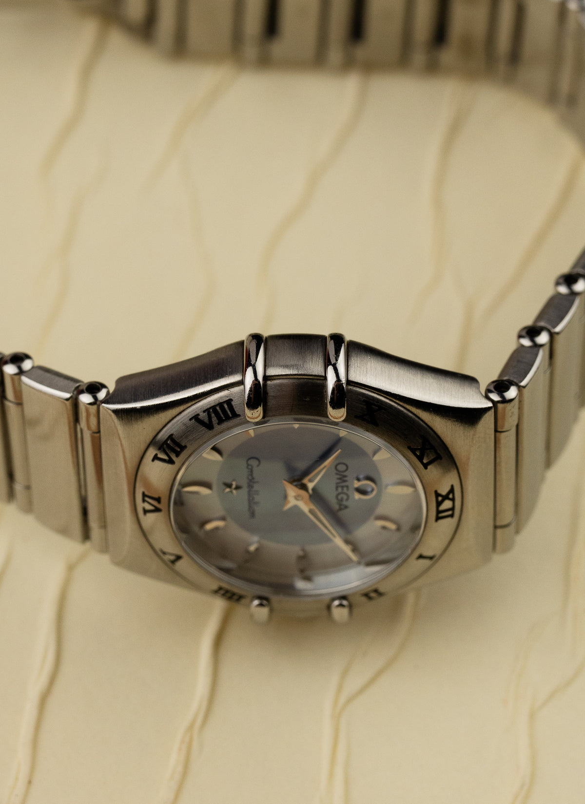 1998 Lady Omega Constellation Two-Tone MOP Dial 795.1203 cal. 1456 Box
