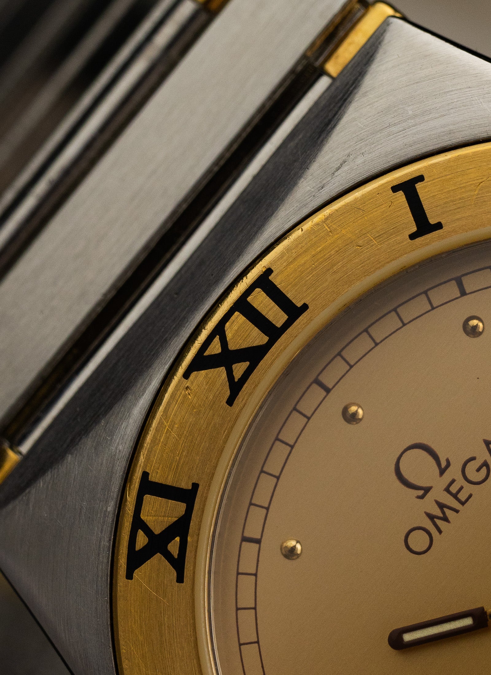 1989 Omega Constellation Manhattan Bicolor 396.1070 cal. 1441