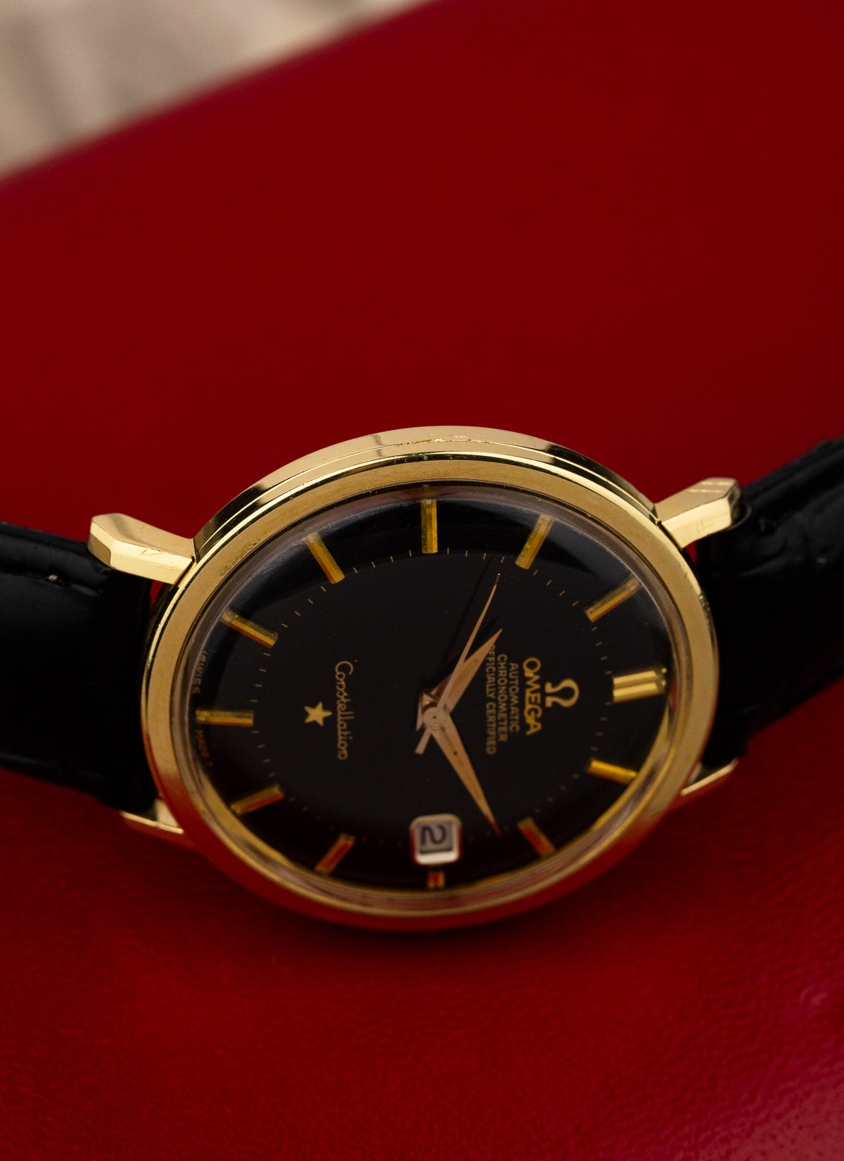 1964 Omega Constellation Pie Pan Black Dial 168.004 cal. 561 Serviced Box