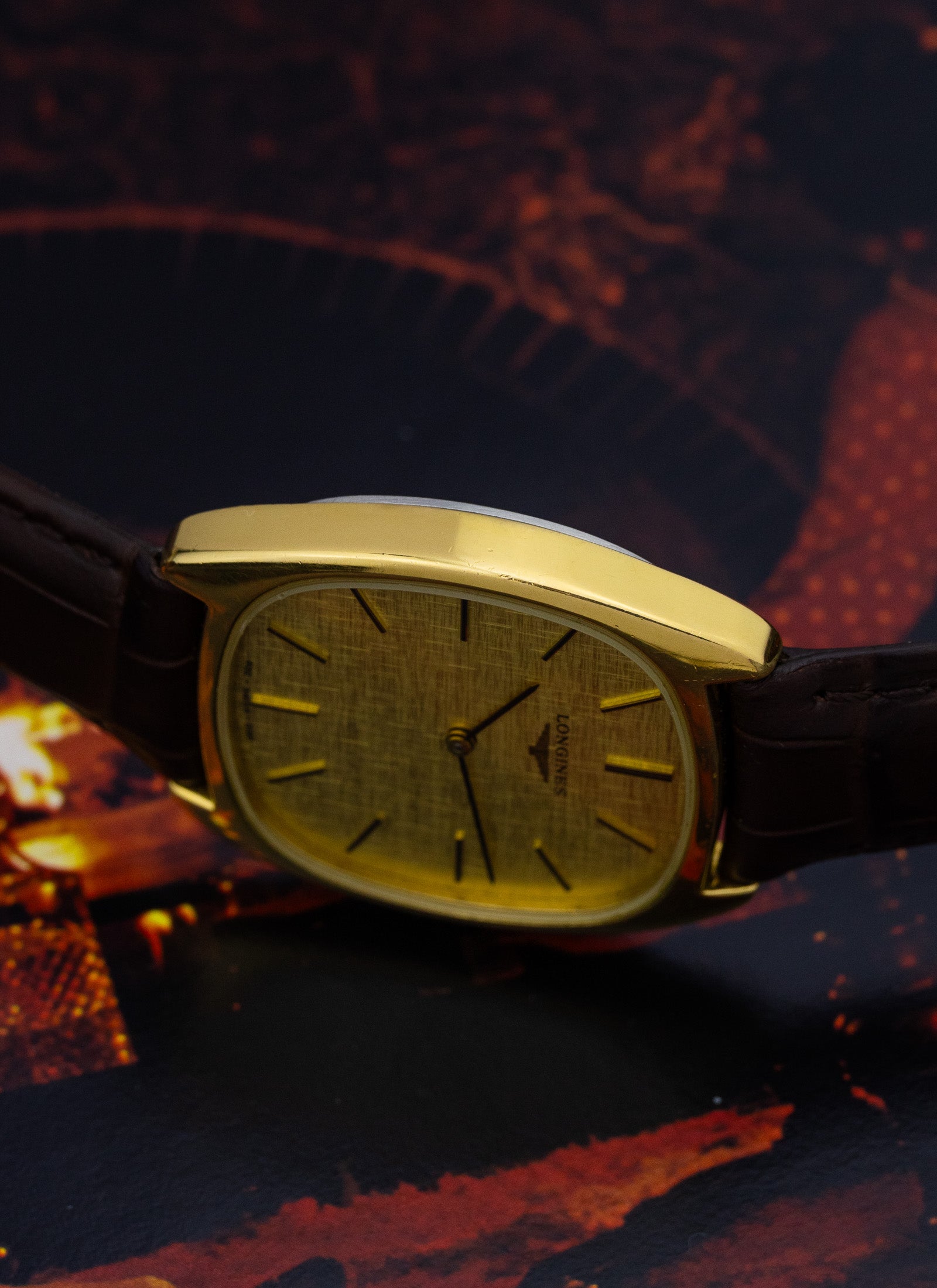 1977 Longines Gold Linen Dial 6190.832 cal. 528 Serviced