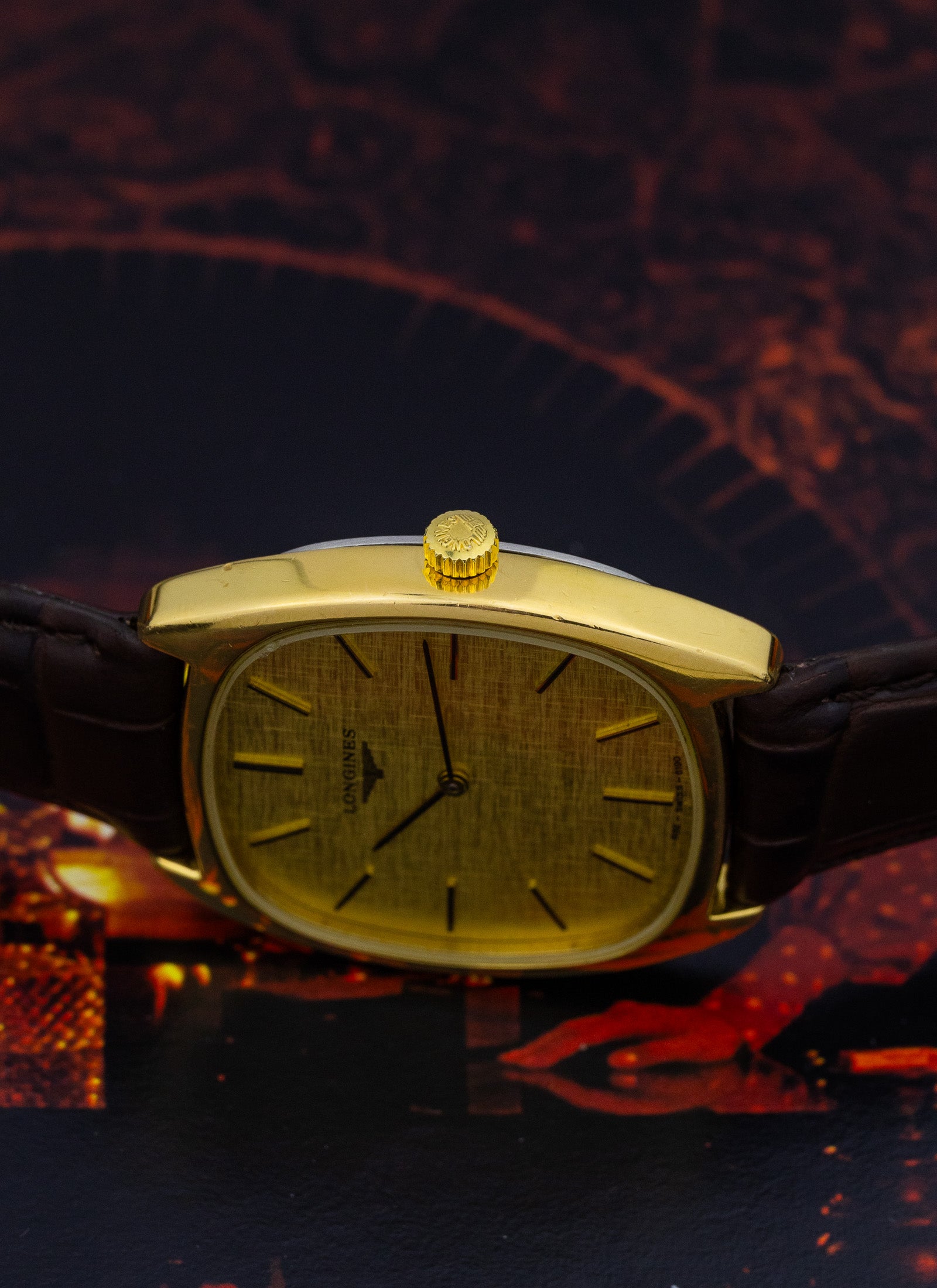 1977 Longines Gold Linen Dial 6190.832 cal. 528 Serviced