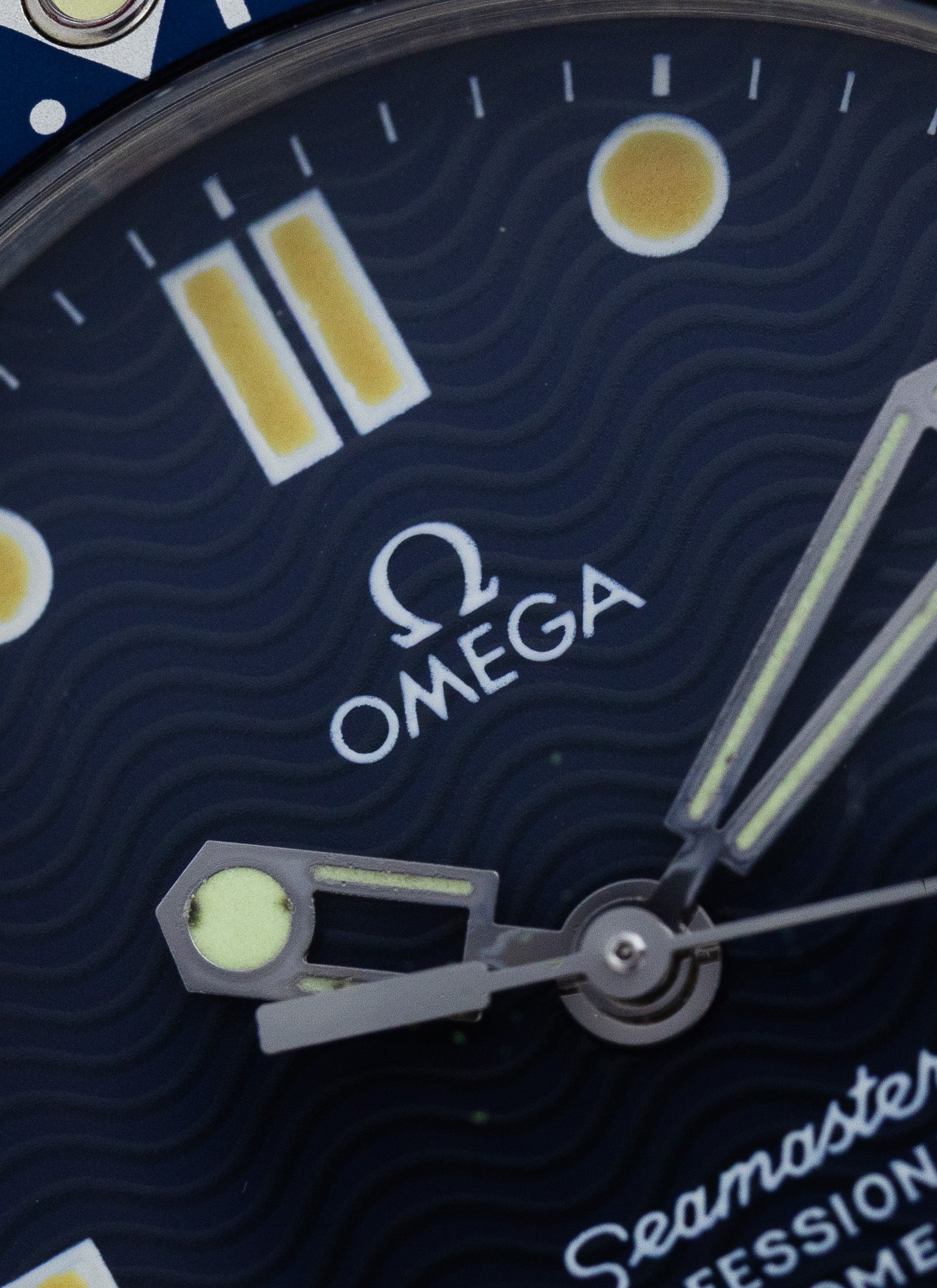 1999 Omega Seamaster Professional 300m Mid Size 2551.80.00 cal. 1120 Full Set