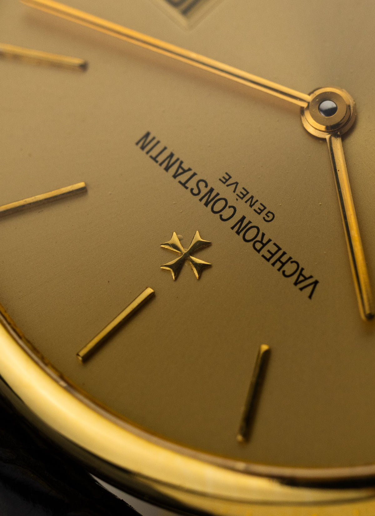 1995 18K Vacheron Constantin Automatic 48002 / 000J-3 cal. 1130/1 Serviced Papers