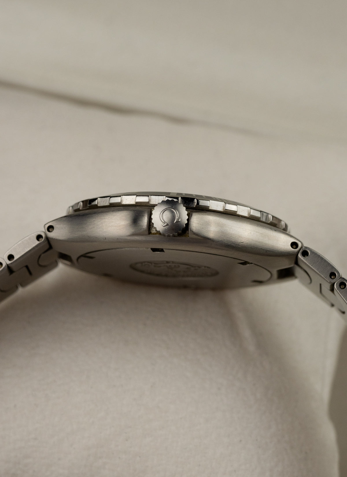1991 Omega Seamaster 200M Pre-Bond 396.1062 Box