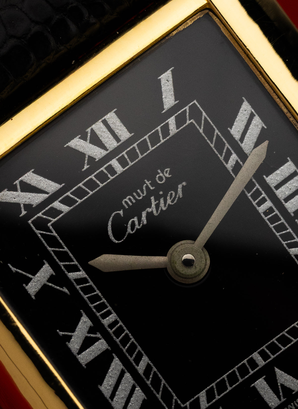 1980s Lady Cartier Must Tank Black Dial Manual Winding Serviced Box