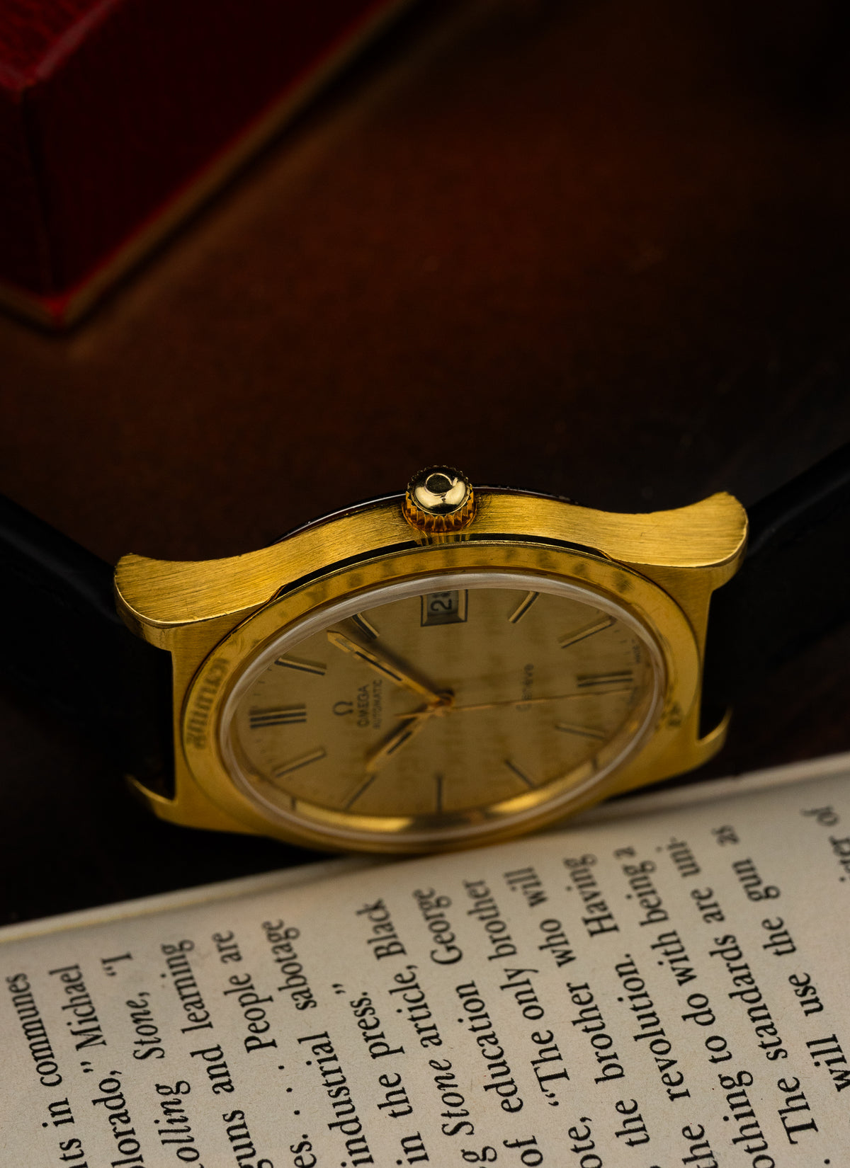1974 Omega Geneve Gold Plated 166.0168 cal. 1012 Serviced Box