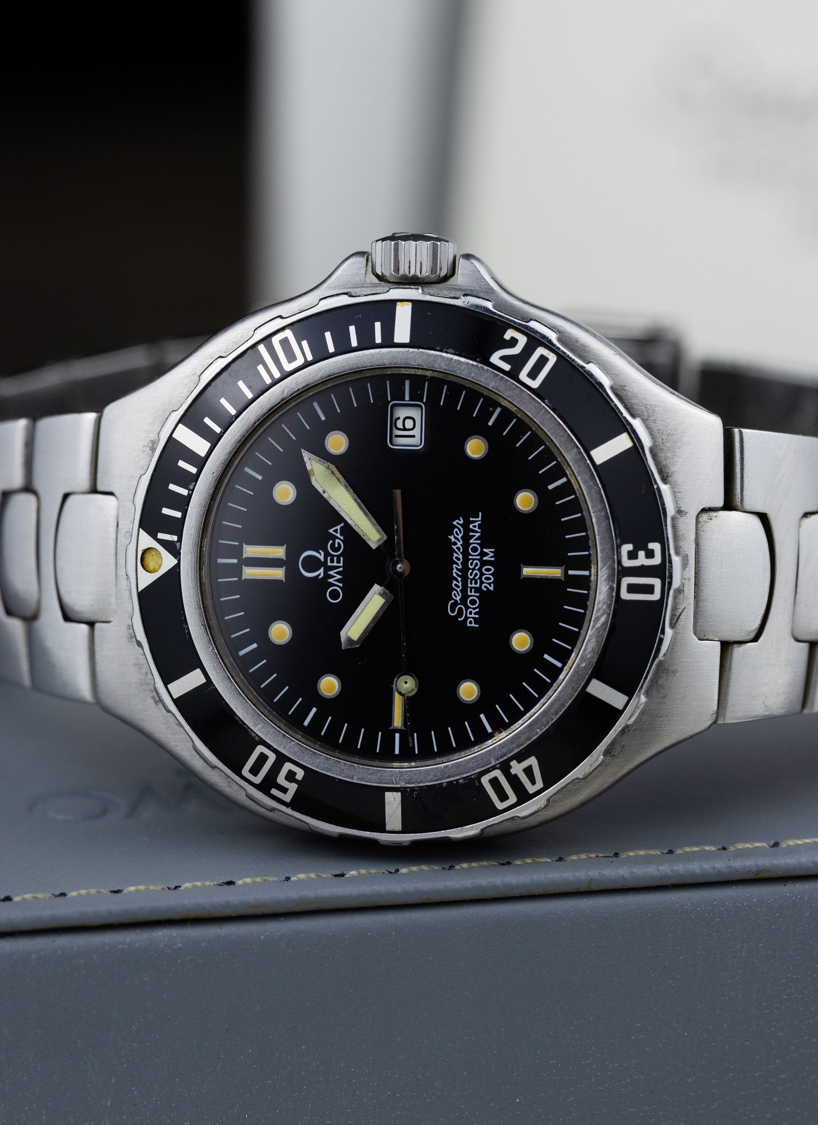 1993 Omega Seamaster 200m Pre Bond 396.1062 Box