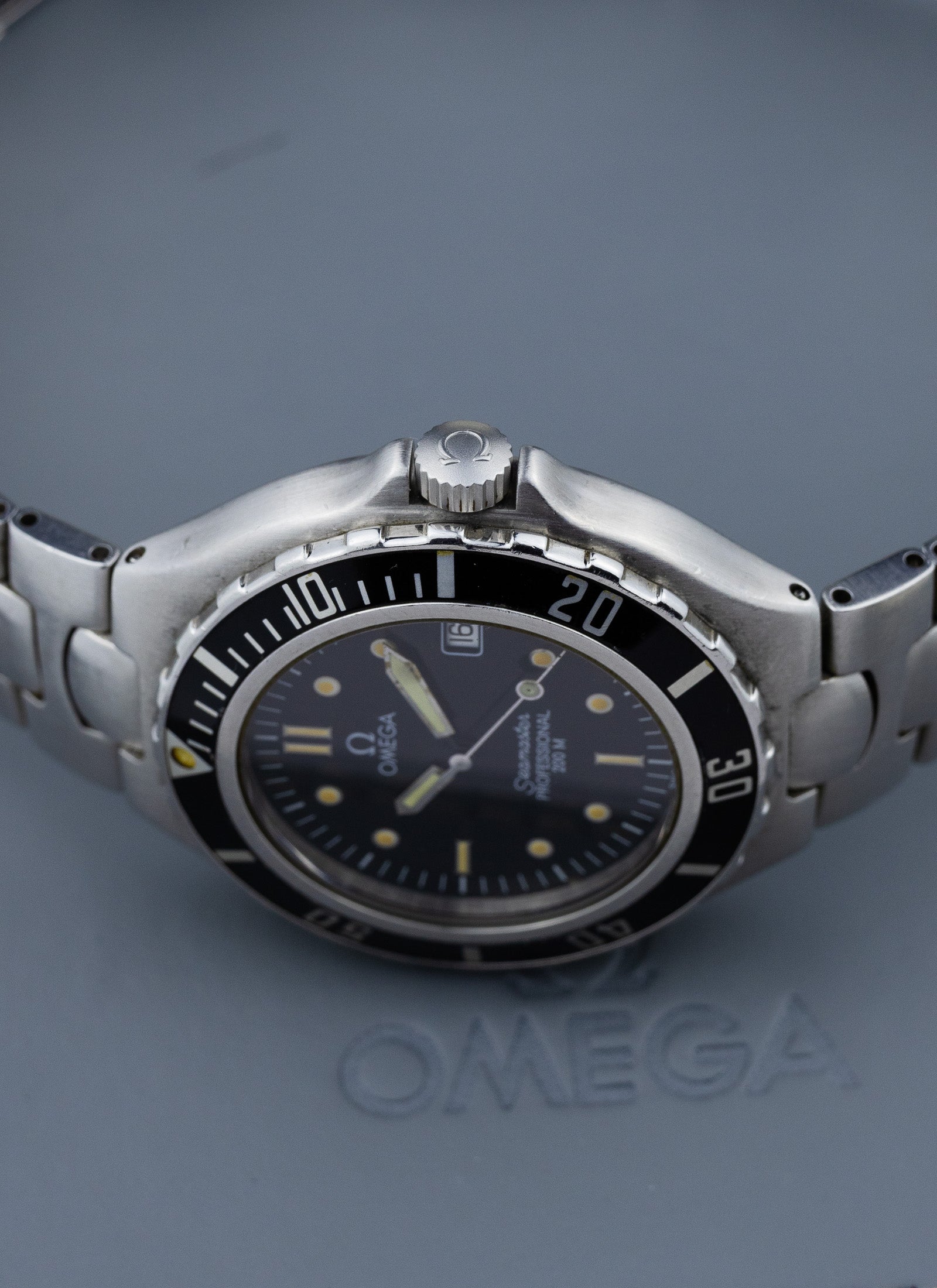 1993 Omega Seamaster 200m Pre Bond 396.1062 Box