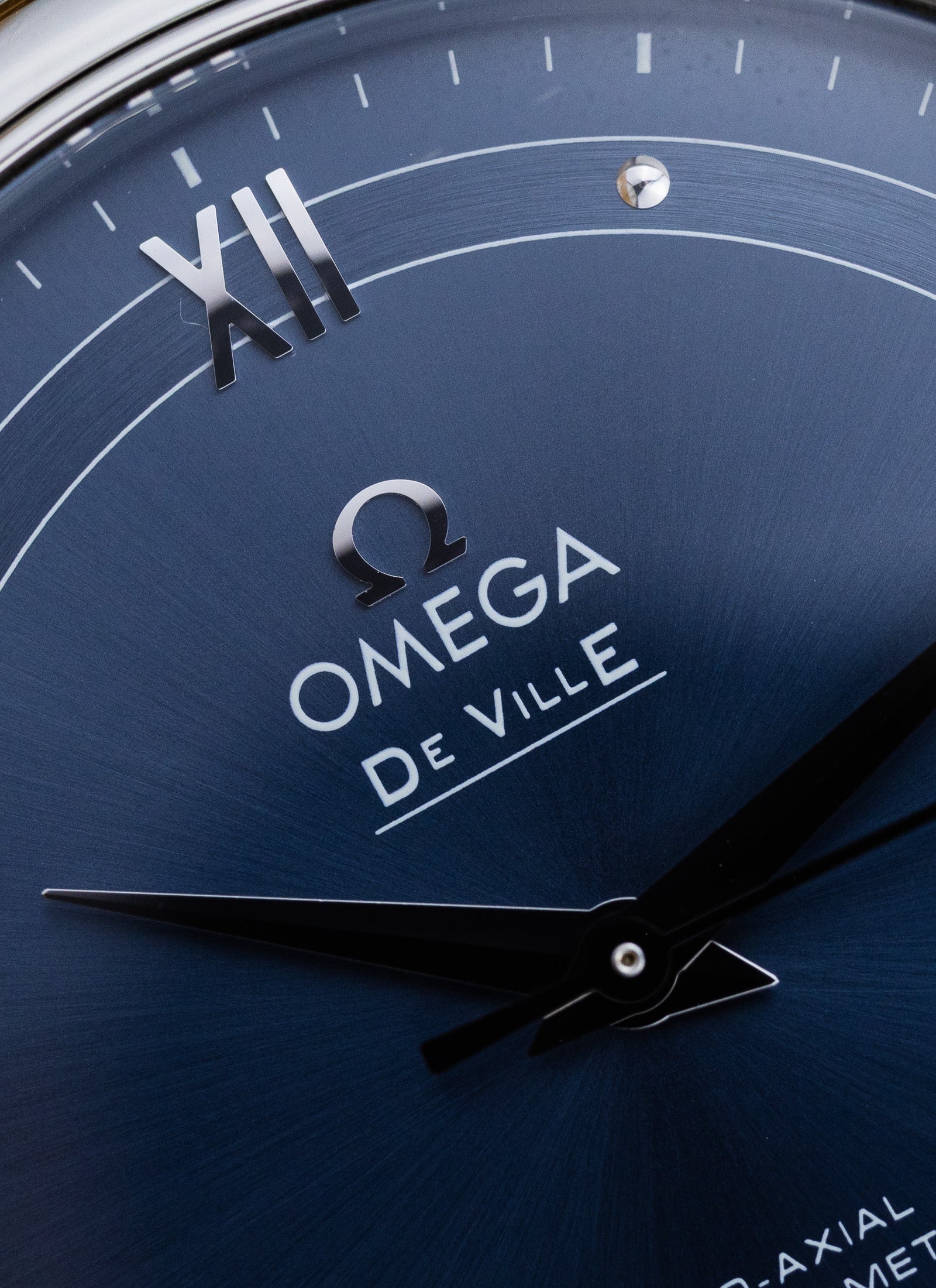 2020s Omega De Ville Prestige 424.13.40.20.03.002 cal. 2500 Full Set