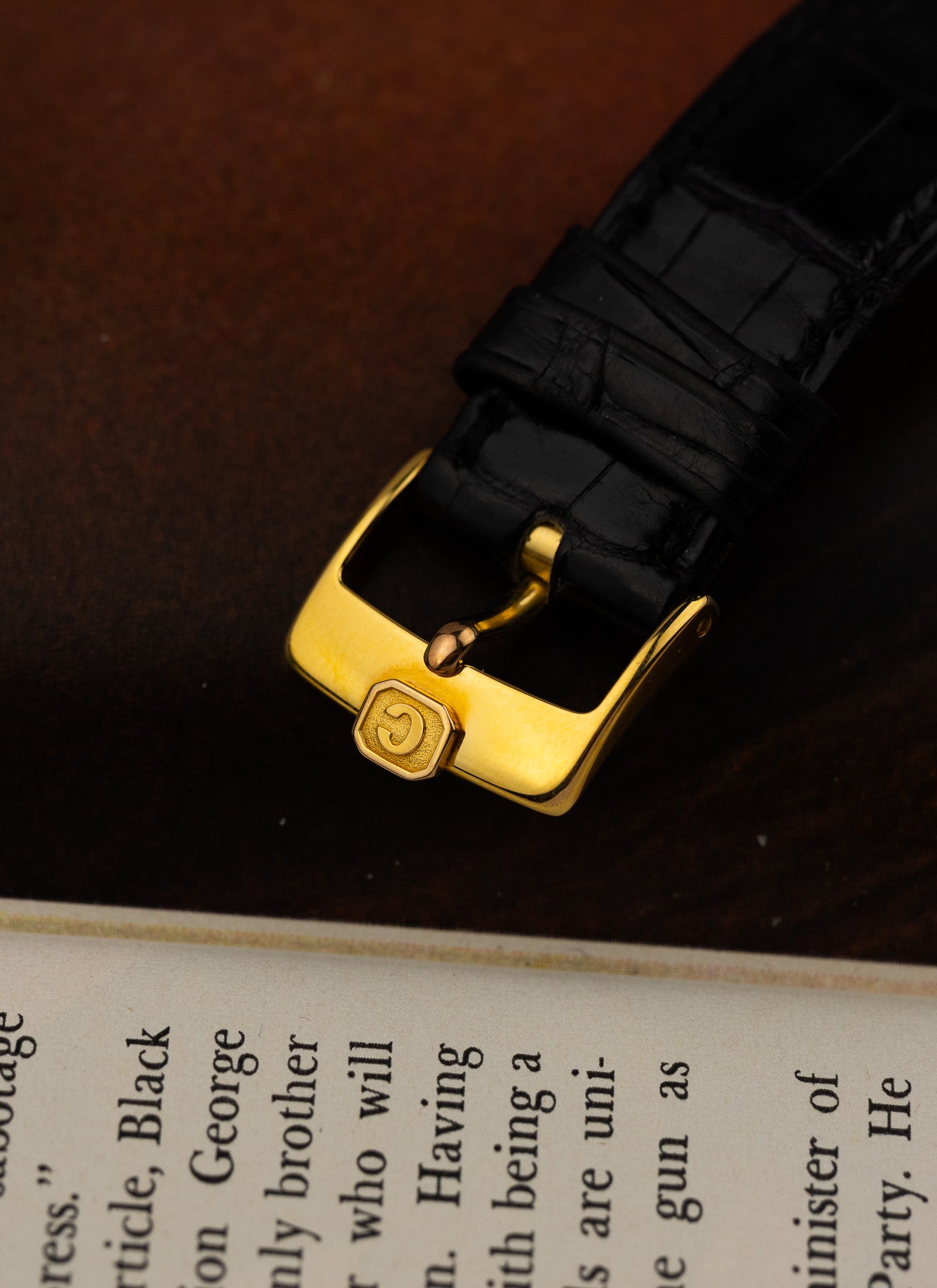 1980s 18K Chopard 2086 Cushion Case Automatic cal. 2-66