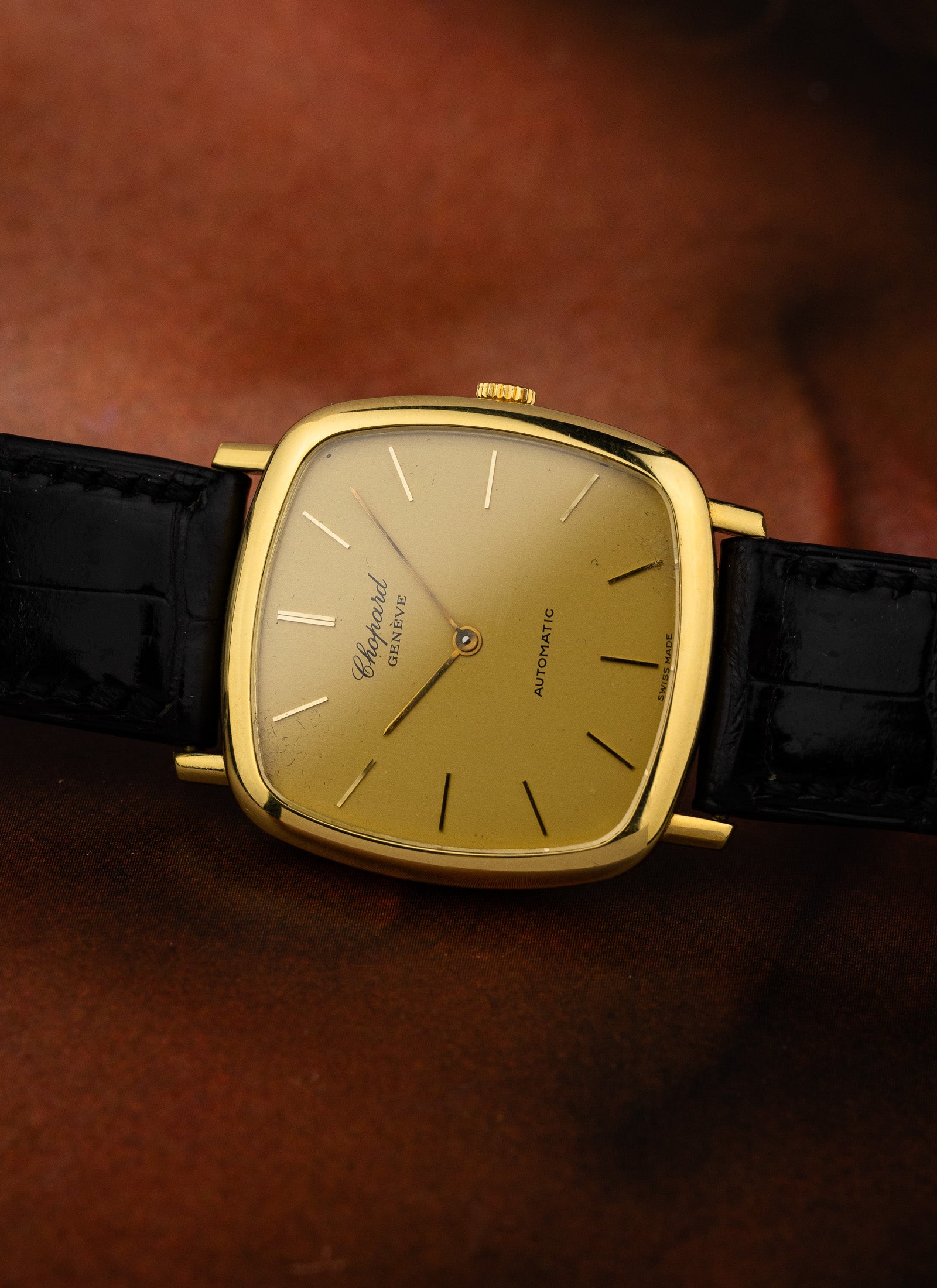 1980s 18K Chopard 2086 Cushion Case Automatic cal. 2-66