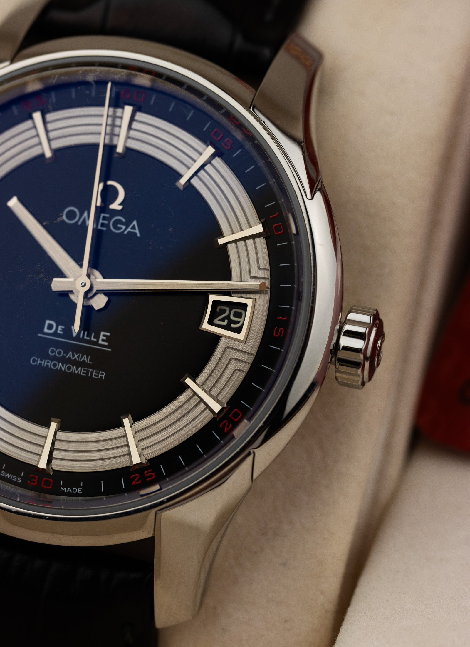Omega De Ville Hour Vision Co-Axial Chronometer 431.33.41.21.01.001 | 41 mm | Box & Chronometer Certificate