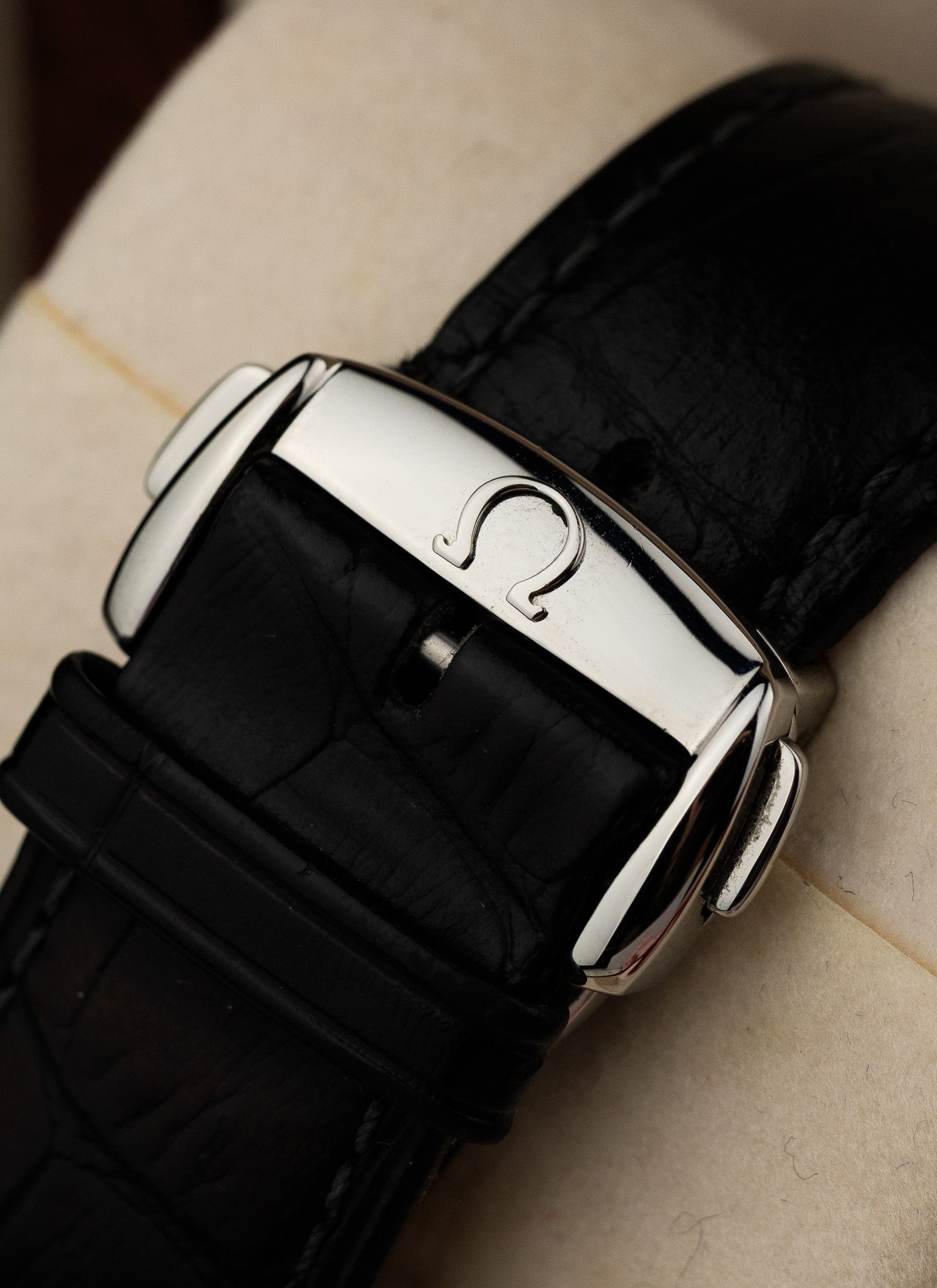 Omega De Ville Hour Vision Co-Axial Chronometer 431.33.41.21.01.001 | 41 mm | Box & Chronometer Certificate