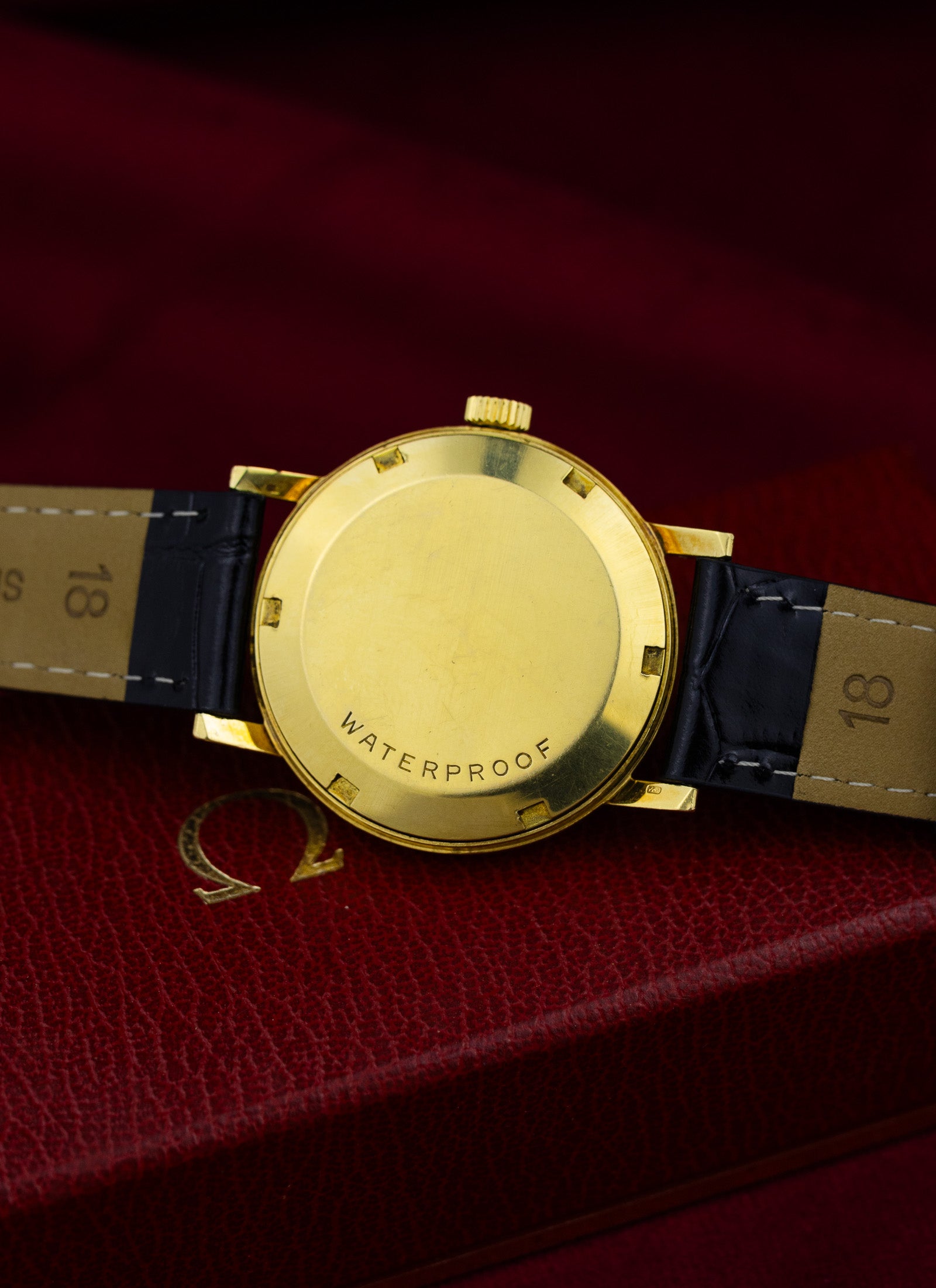 1969 18K Omega Geneve Shantung Dial 166.070 cal. 565 Serviced Box