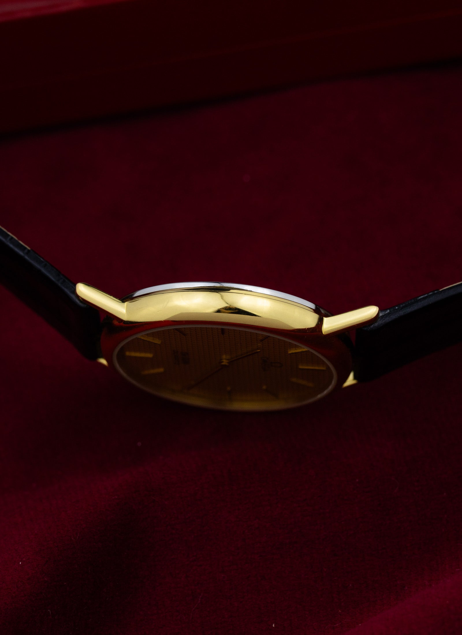 1980s Omega De Ville Waffle Dial 191.0092 cal. 1351 Box