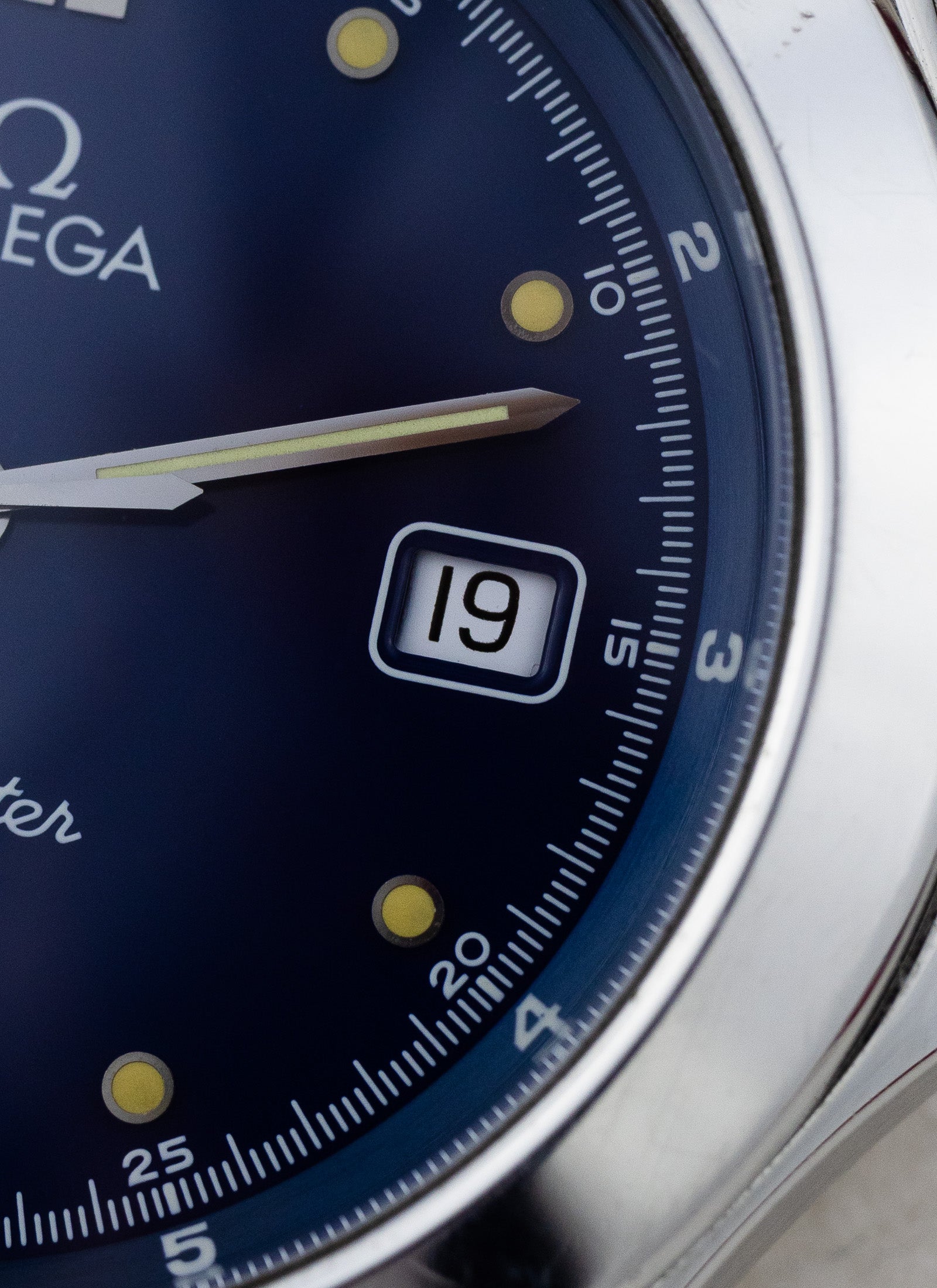 1993 Omega Seamaster 120m Navy Dial 196.1501 cal. 1487 Box