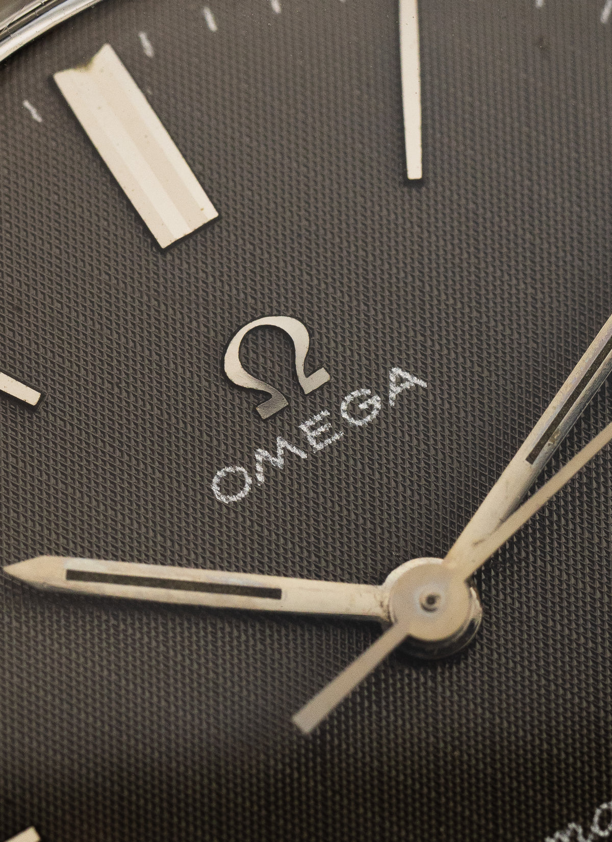 Omega Seamaster 600 135.011 cal. 601 Dark Grey Linen Dial Serviced