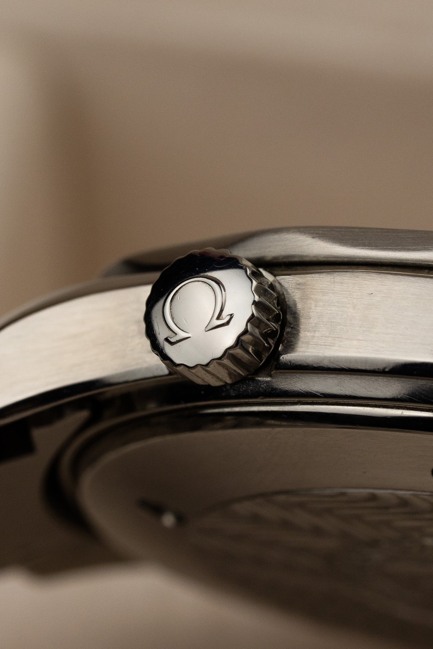 1999 Omega Seamaster 300m 2531.80 cal. 1120 James Bond Box and Papers