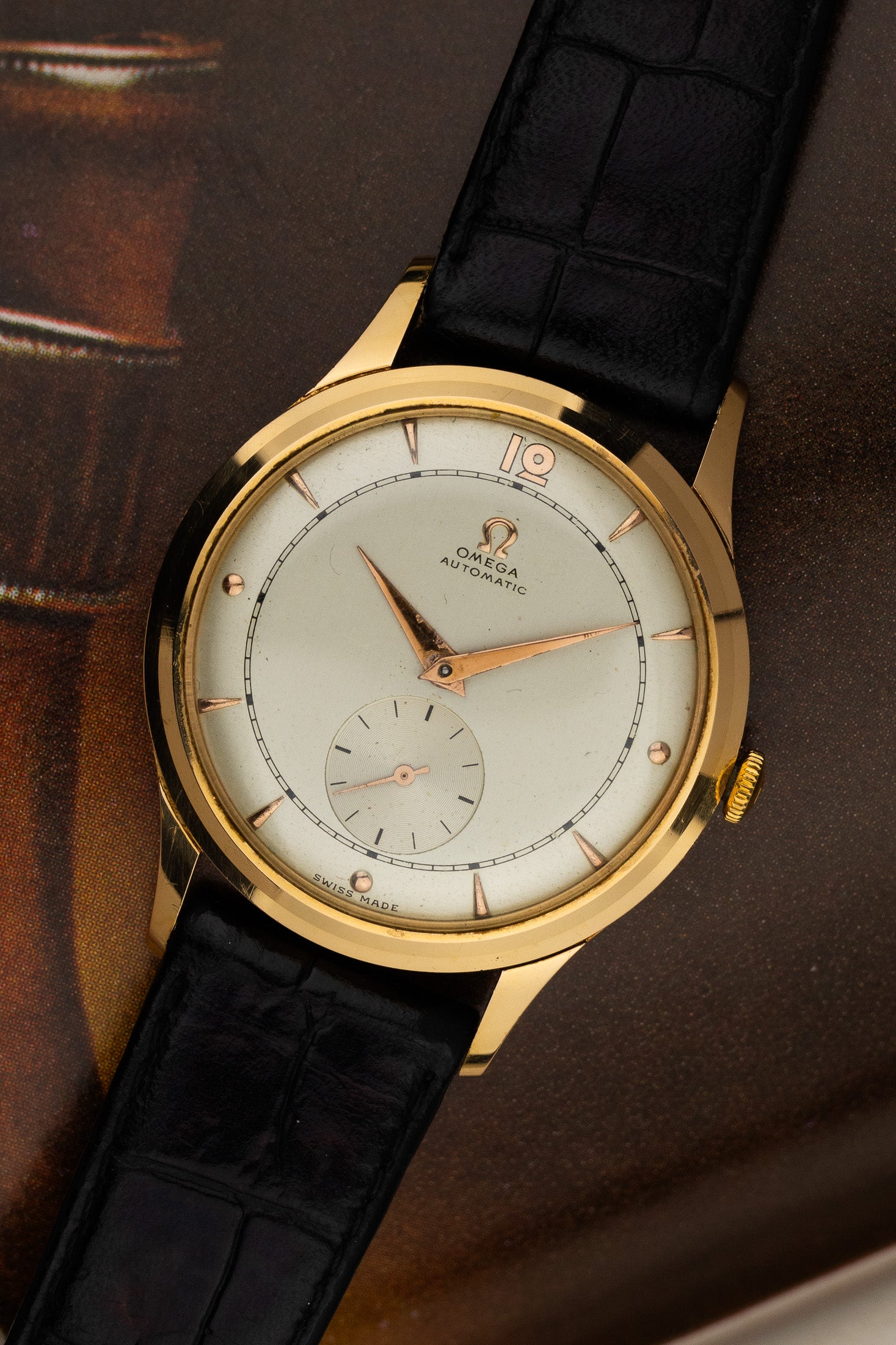 1948 18K Omega Trésor Sub Second Bumper cal. 332 Serviced