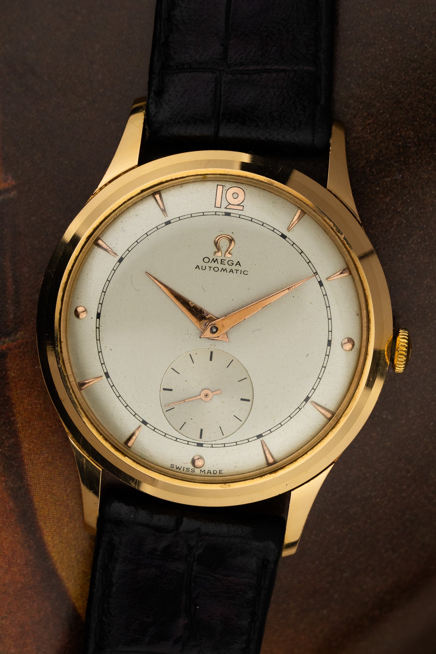 1948 18K Omega Trésor Sub Second Bumper cal. 332 Serviced