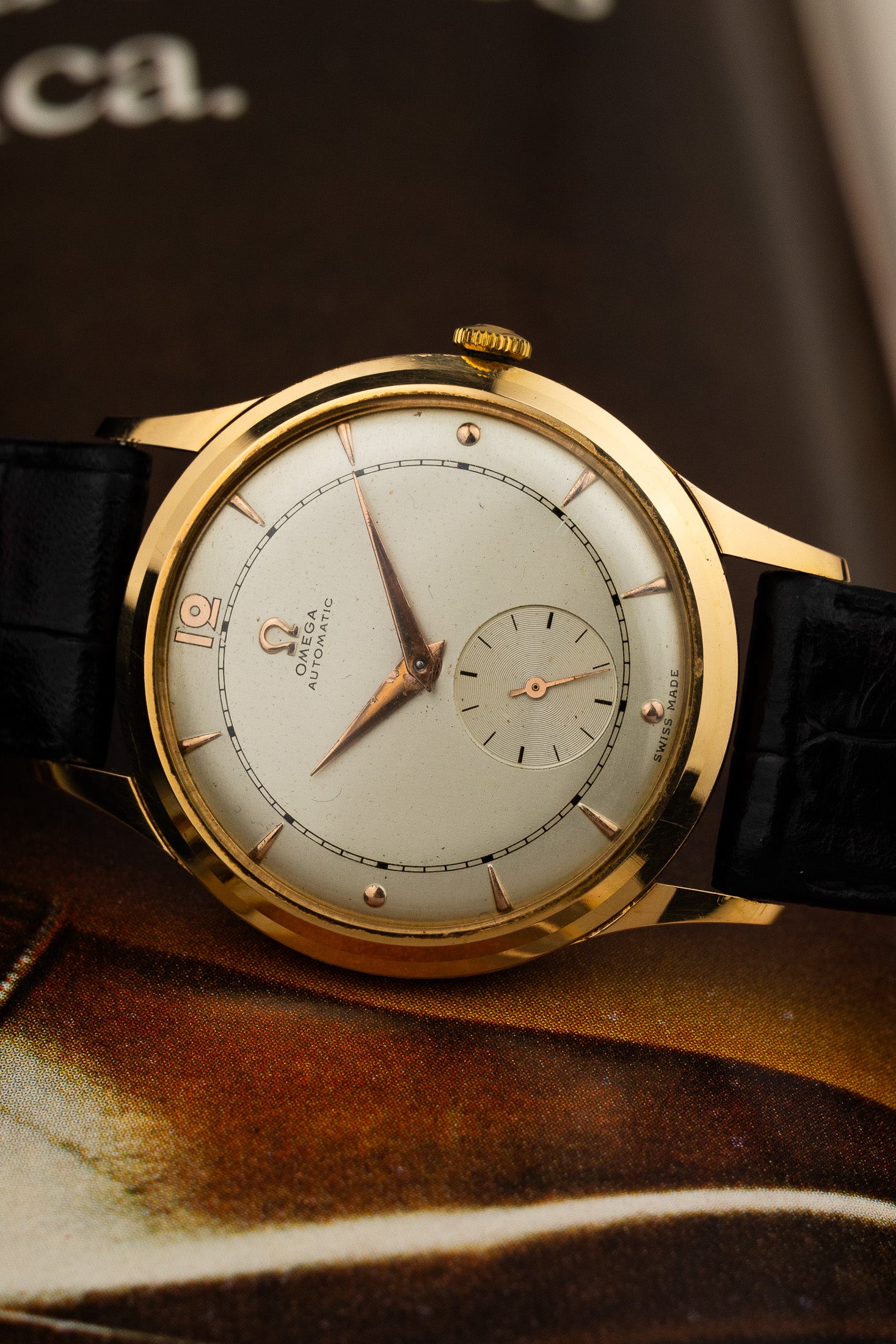 1948 18K Omega Trésor Sub Second Bumper cal. 332 Serviced