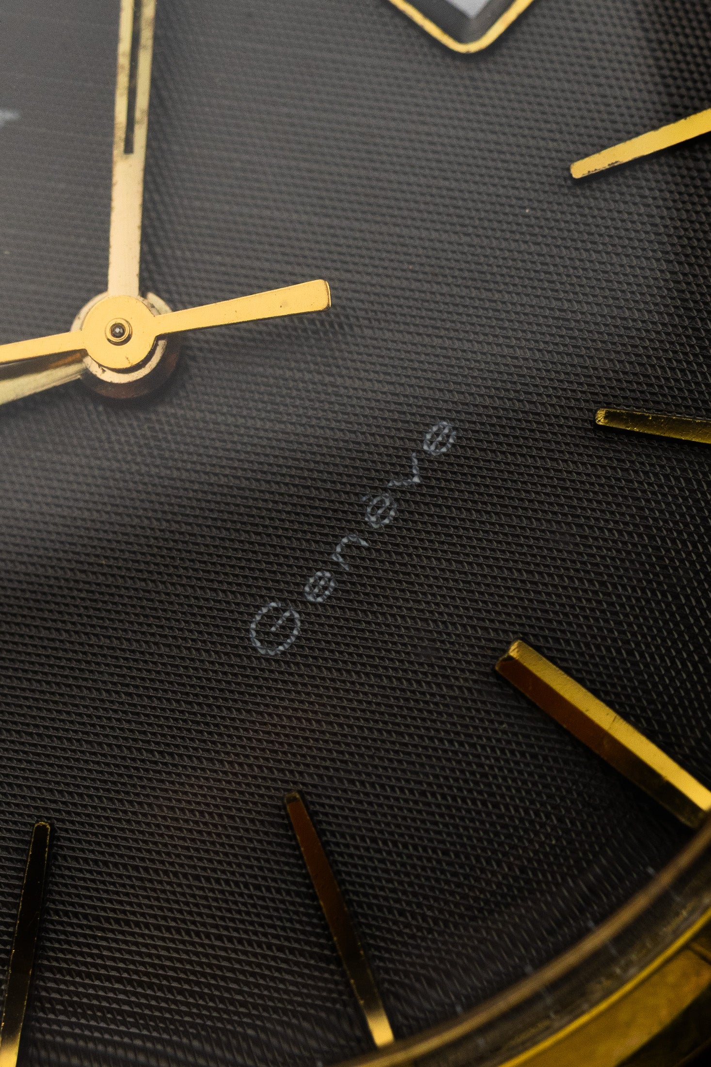 1968 Omega Geneve 132.00019 cal. 613 Grey Linen Dial