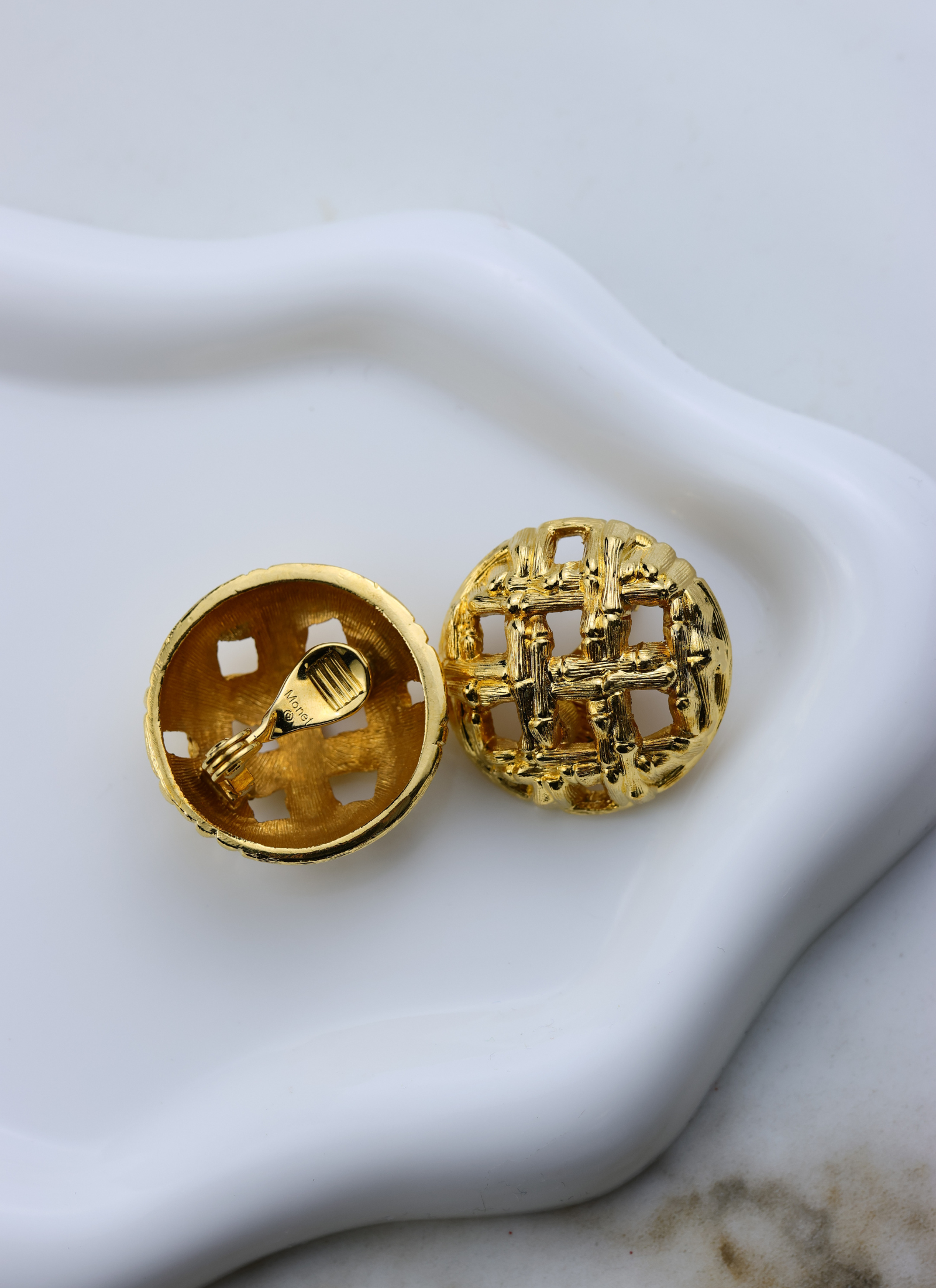 Monet - vintage klipsy mozaika/koszyczek