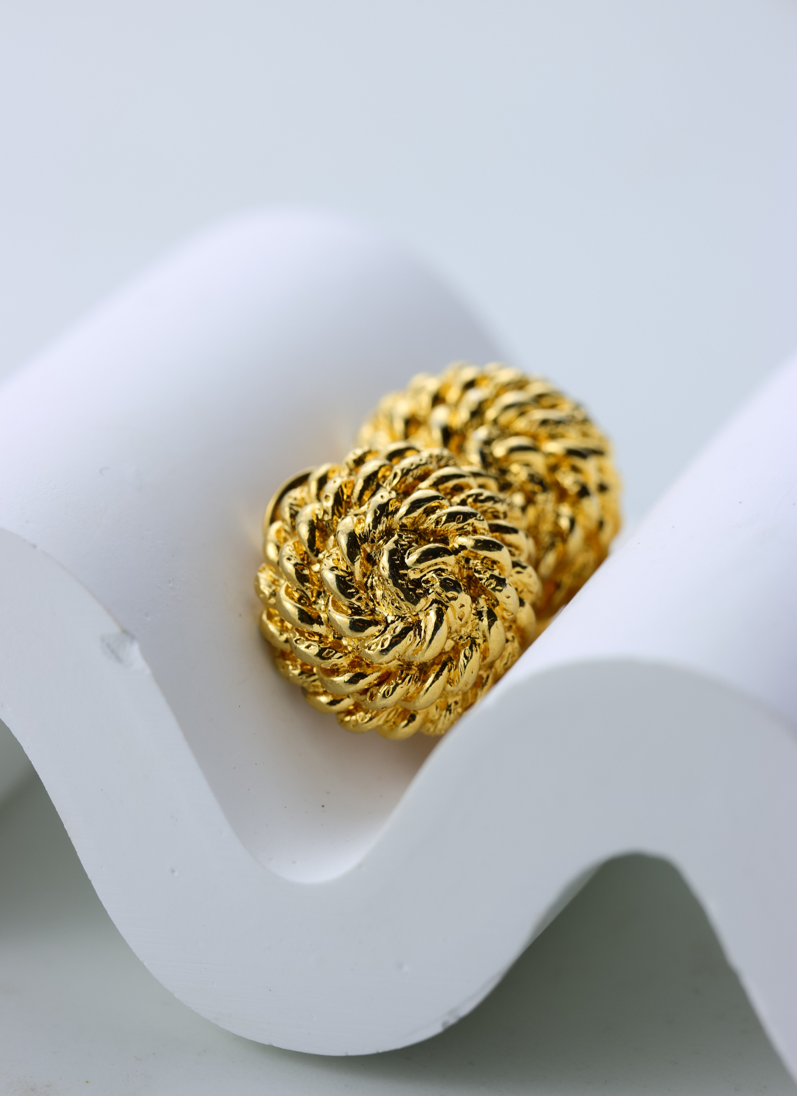 Monet - plecione klipsy